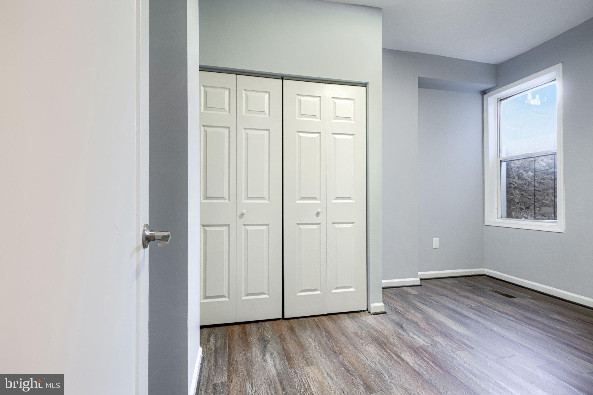 SANDTOWN-WINCHESTER - Residential