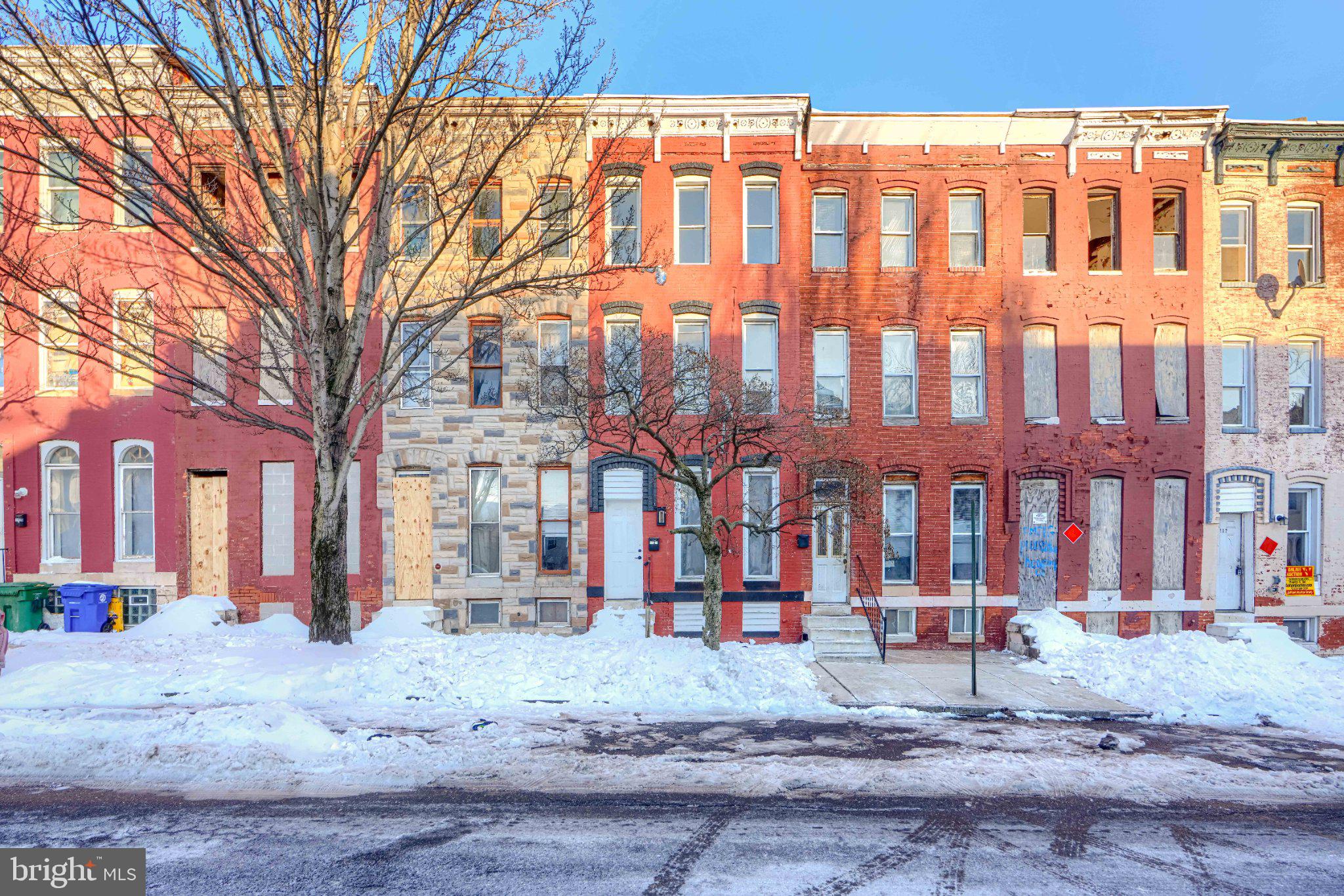 SANDTOWN-WINCHESTER - Residential