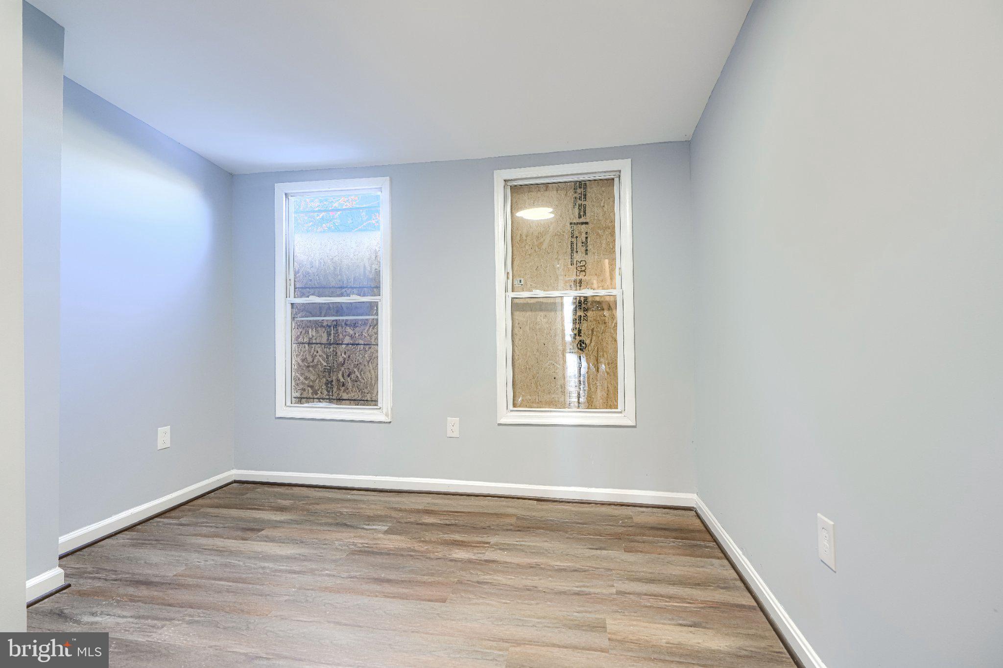 SANDTOWN-WINCHESTER - Residential