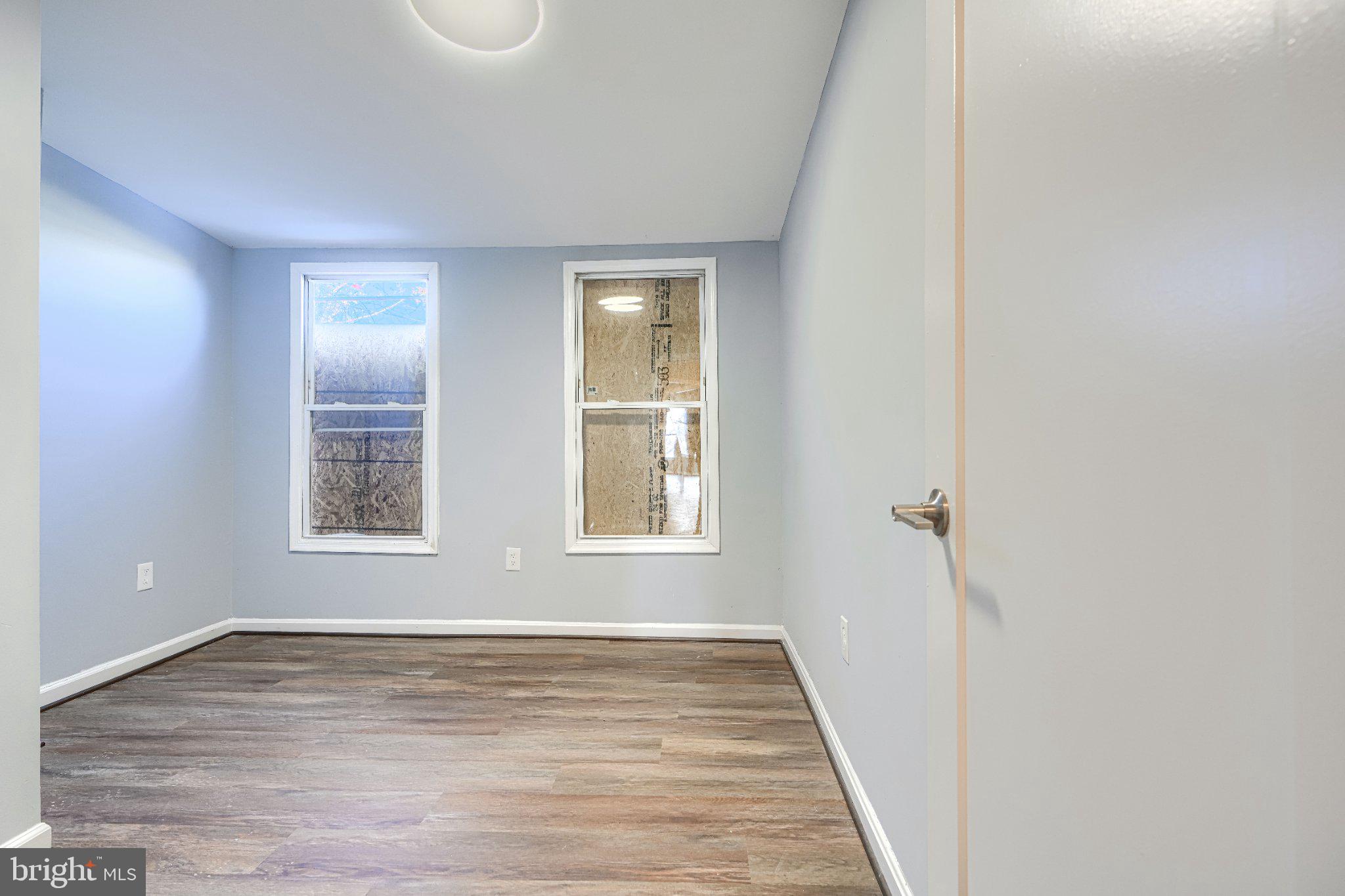 SANDTOWN-WINCHESTER - Residential