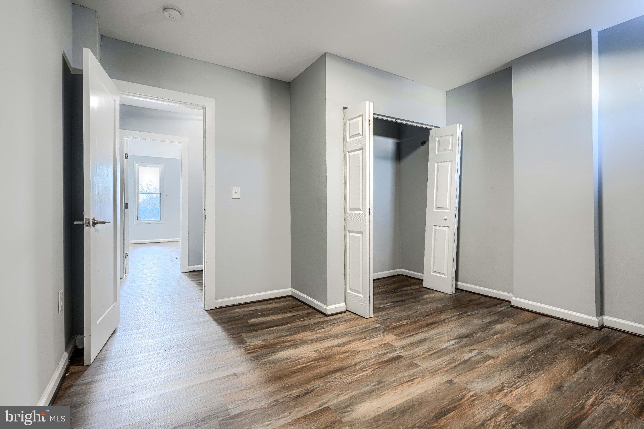 SANDTOWN-WINCHESTER - Residential