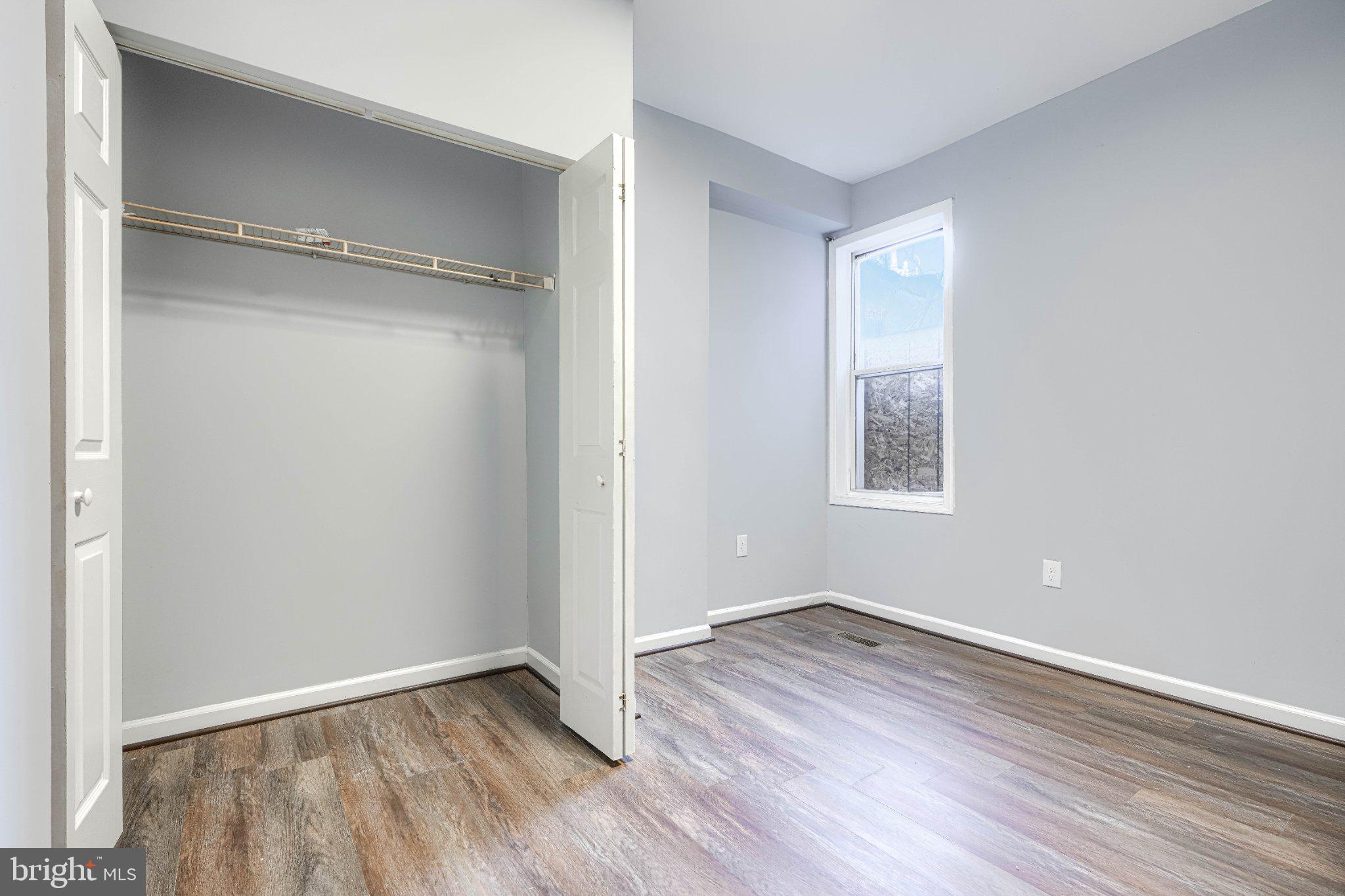 SANDTOWN-WINCHESTER - Residential