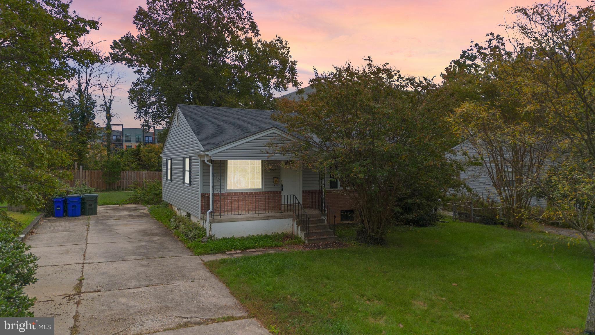9125 AUTOVILLE DRIVE