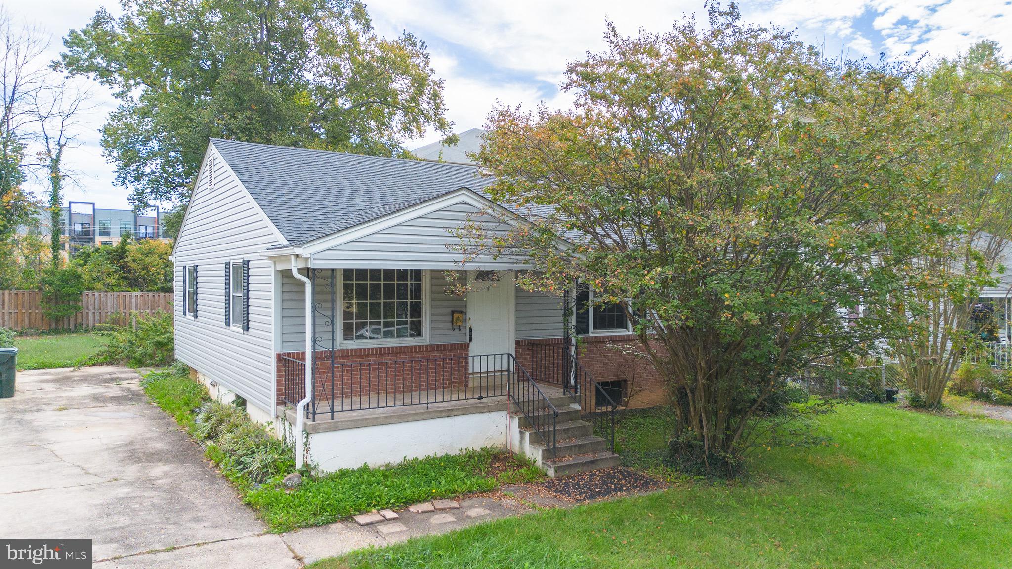 9125 AUTOVILLE DRIVE