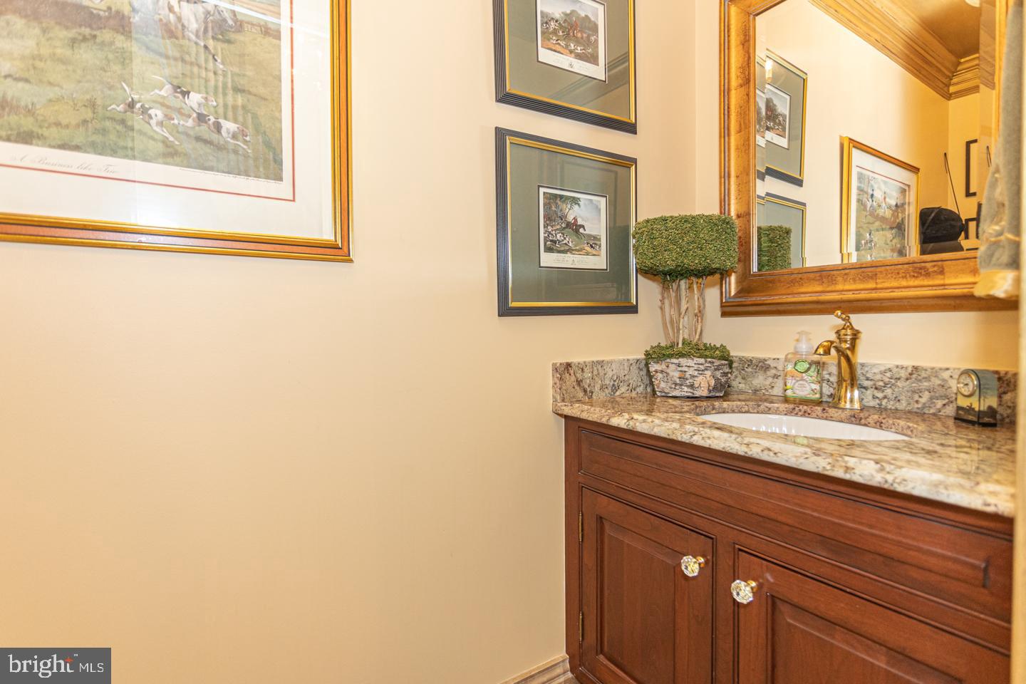 TIMBER KNOLL - Residential