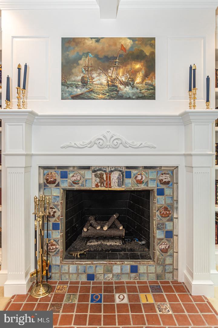 TIMBER KNOLL - Residential