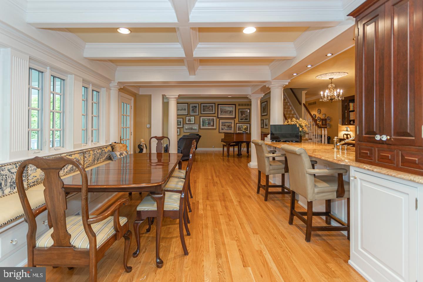 TIMBER KNOLL - Residential