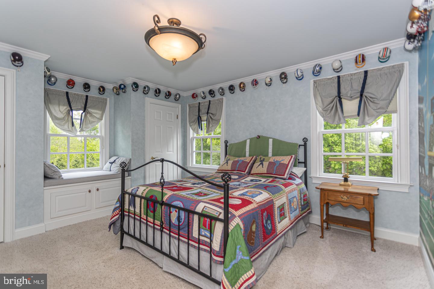 TIMBER KNOLL - Residential