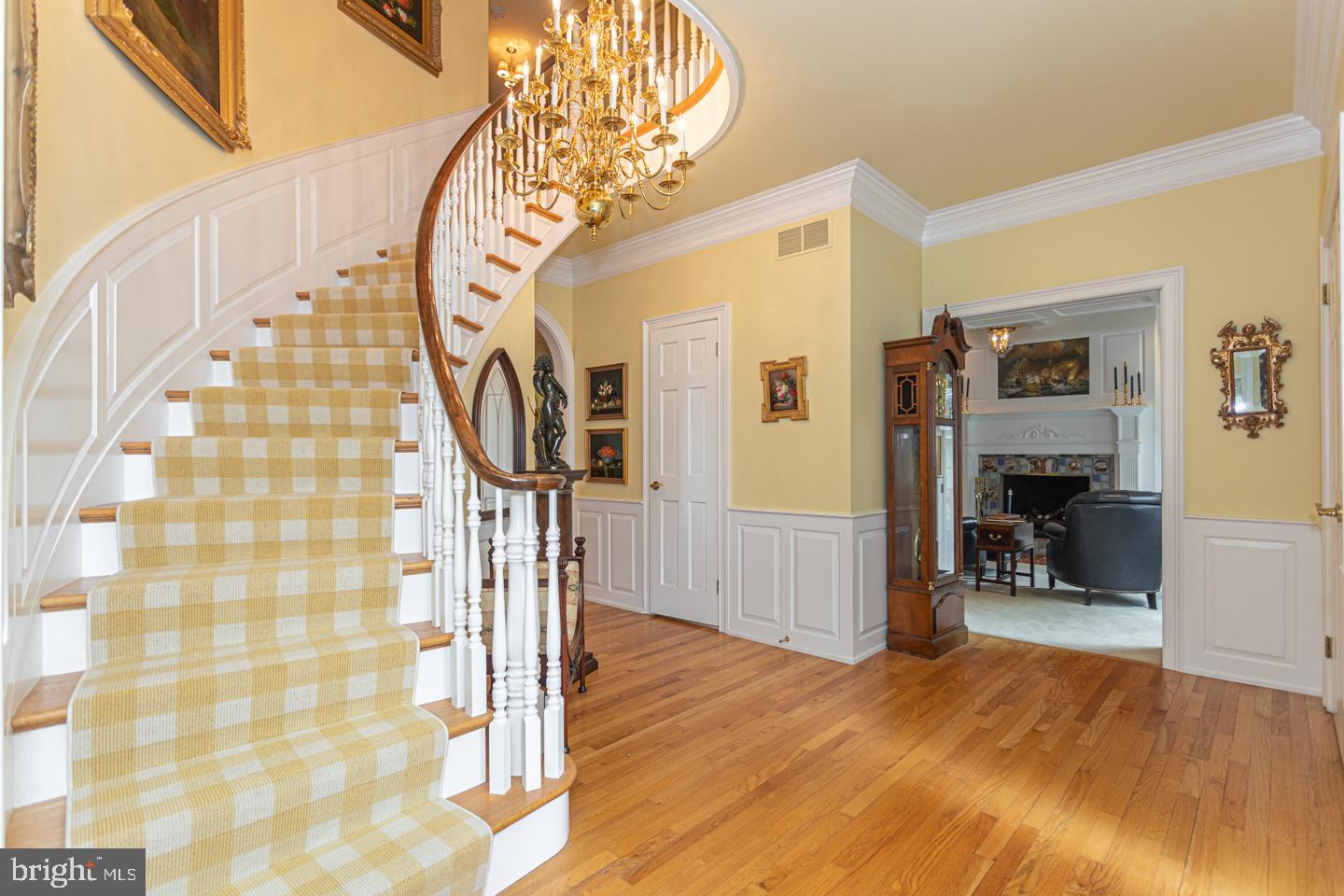 TIMBER KNOLL - Residential