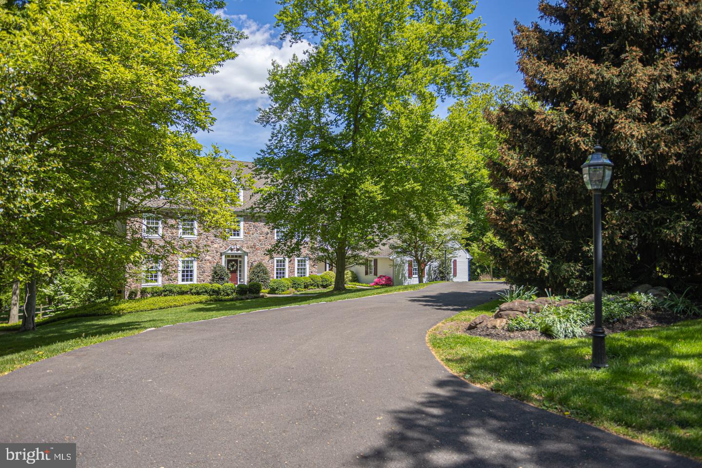 TIMBER KNOLL - Residential