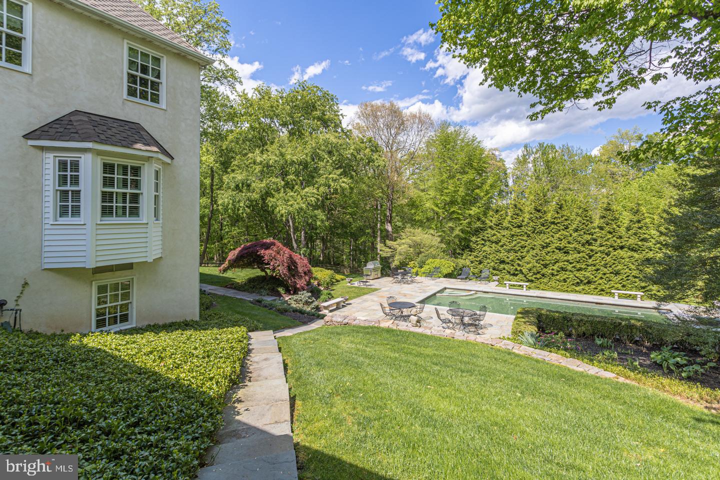 TIMBER KNOLL - Residential