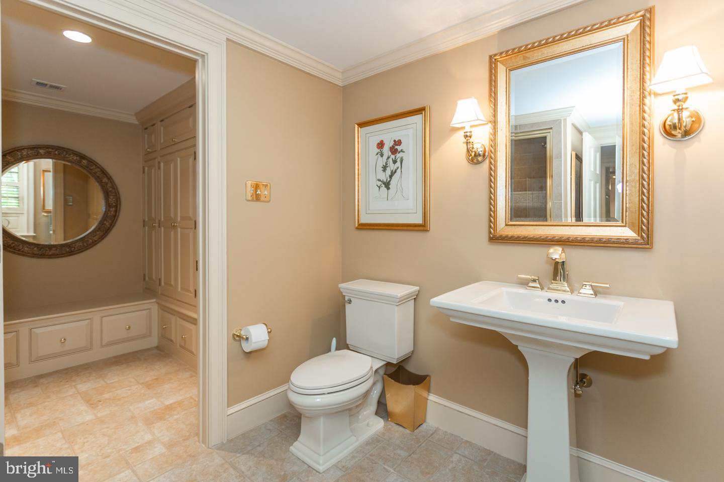 TIMBER KNOLL - Residential