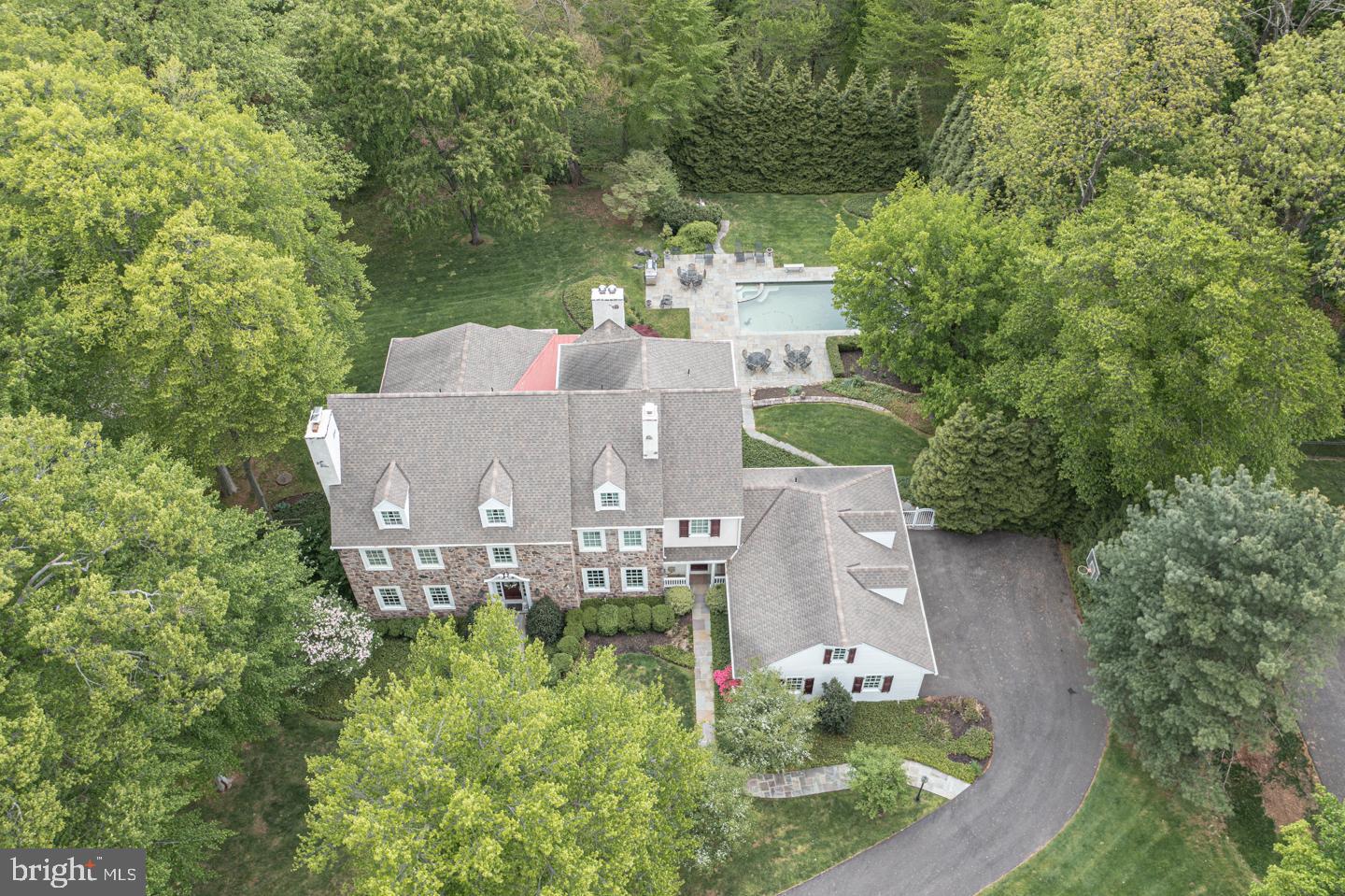 TIMBER KNOLL - Residential