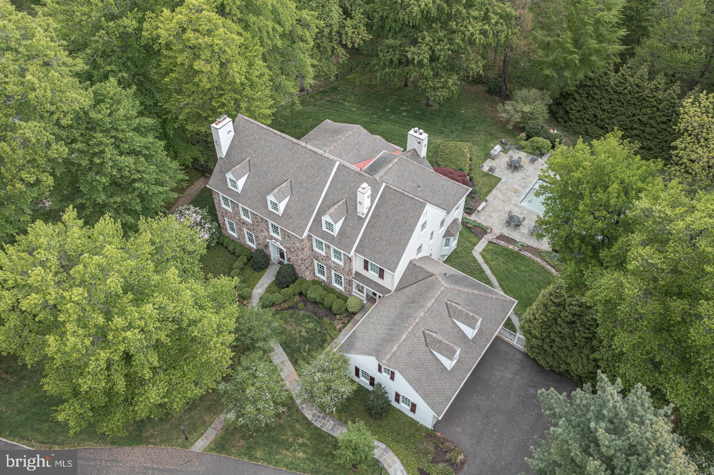 TIMBER KNOLL - Residential