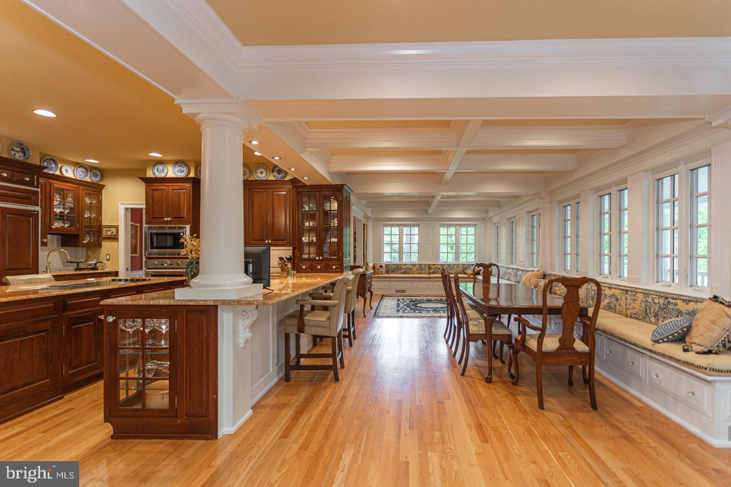 TIMBER KNOLL - Residential