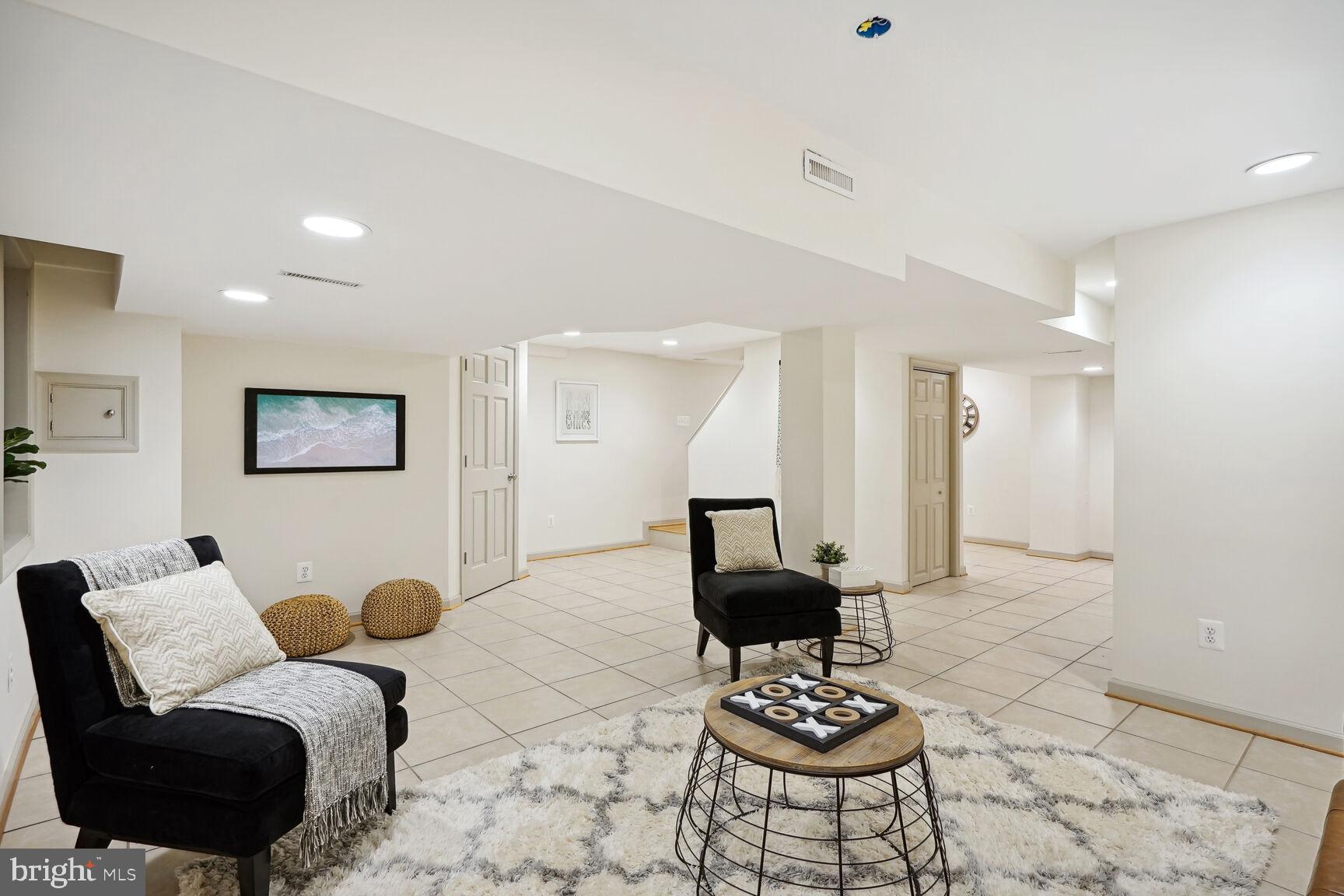 FOSTORIA - Residential