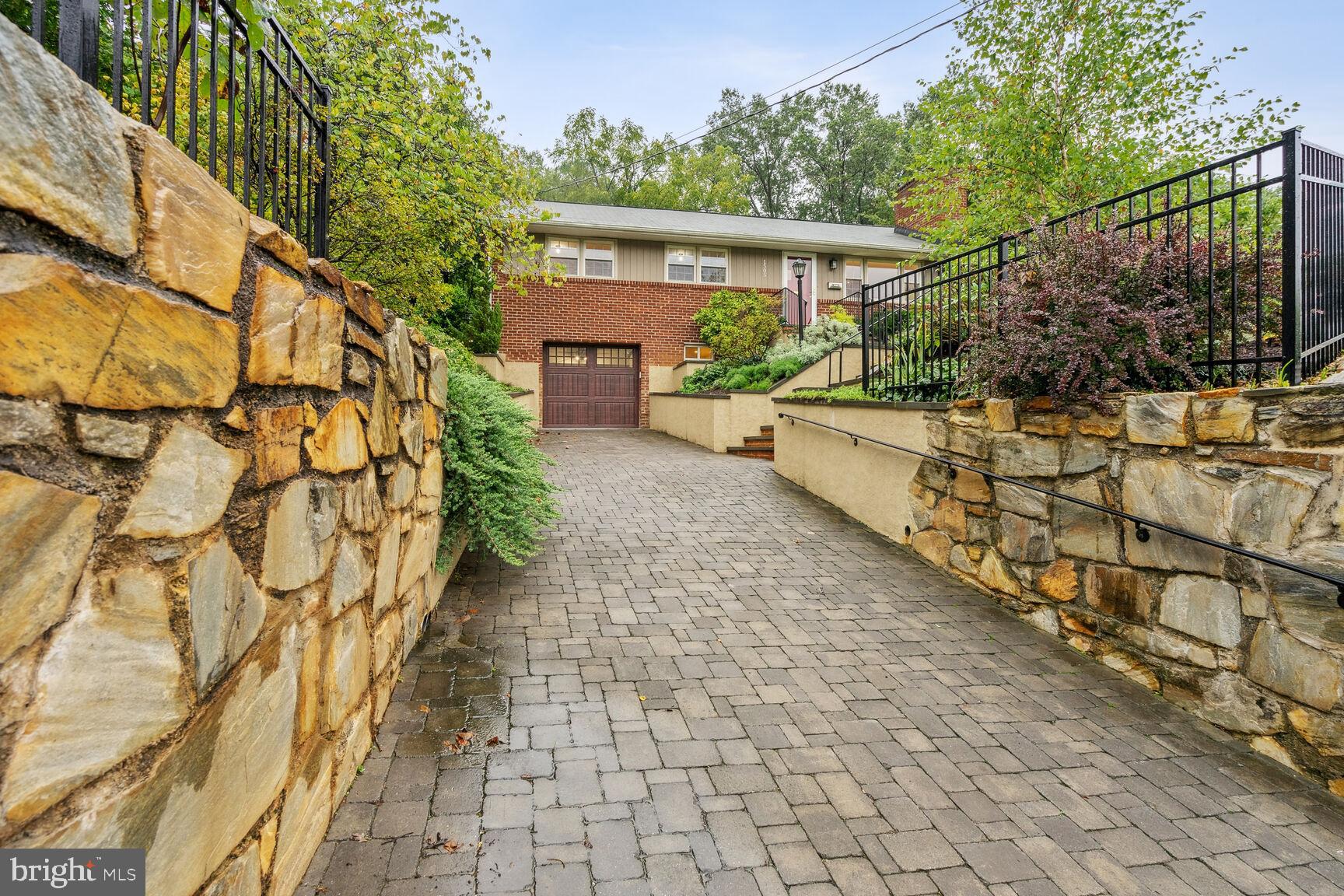 FOSTORIA - Residential