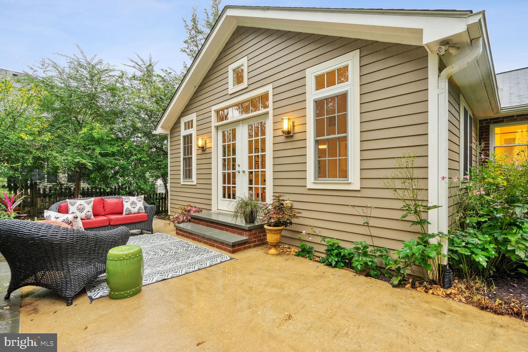 FOSTORIA - Residential