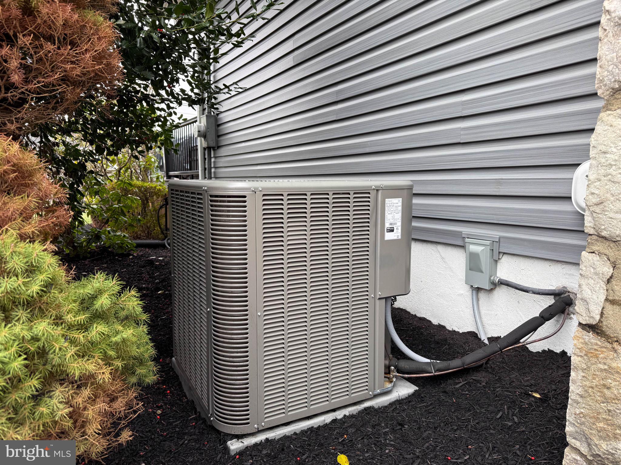 WESTOVER WOODS - Residential