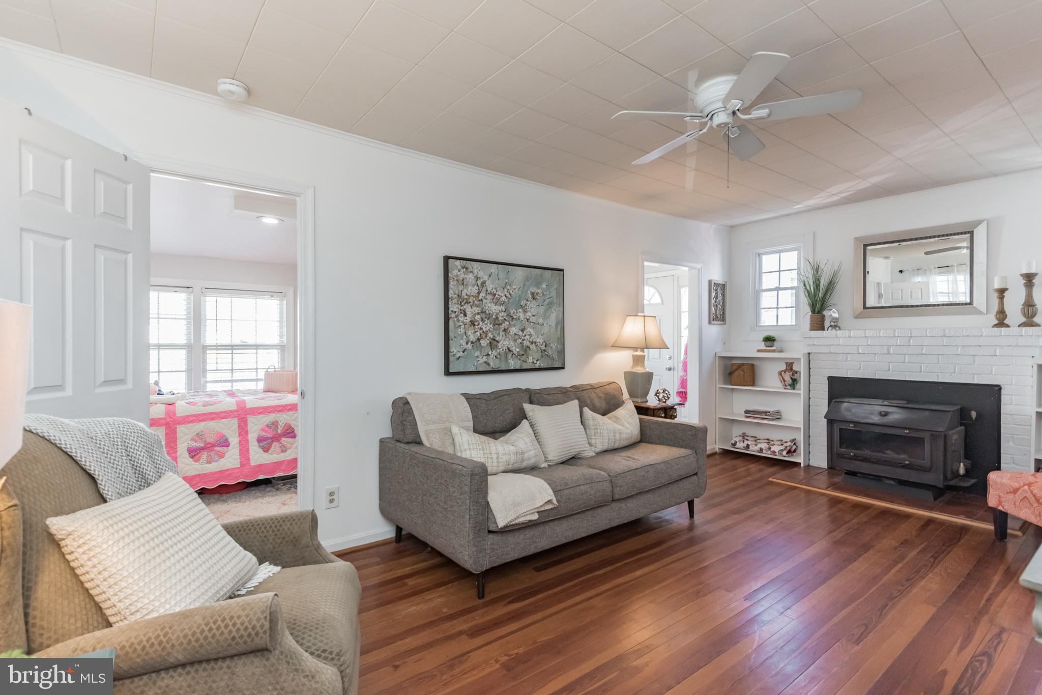 AVALON SHORES - Residential