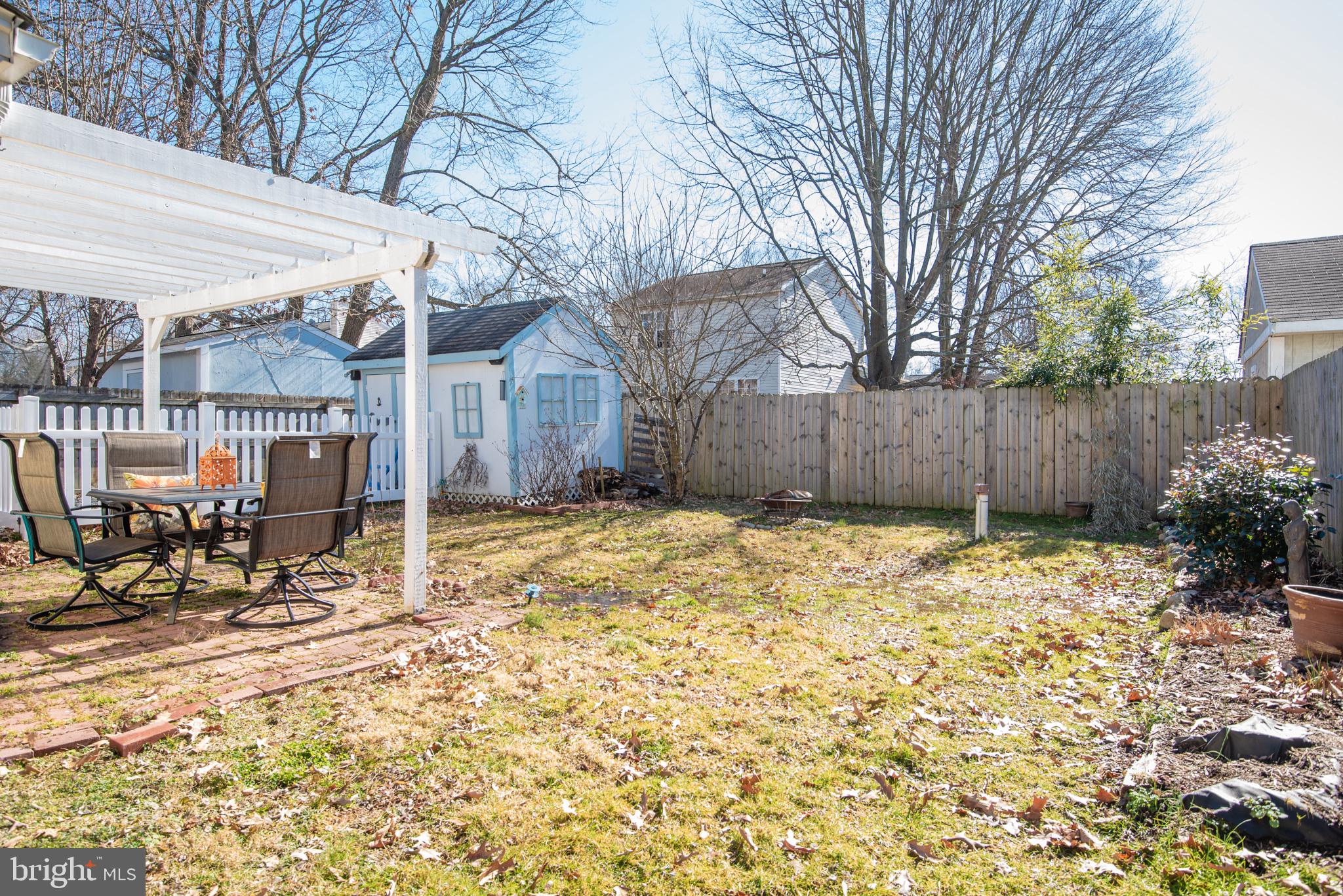 AVALON SHORES - Residential