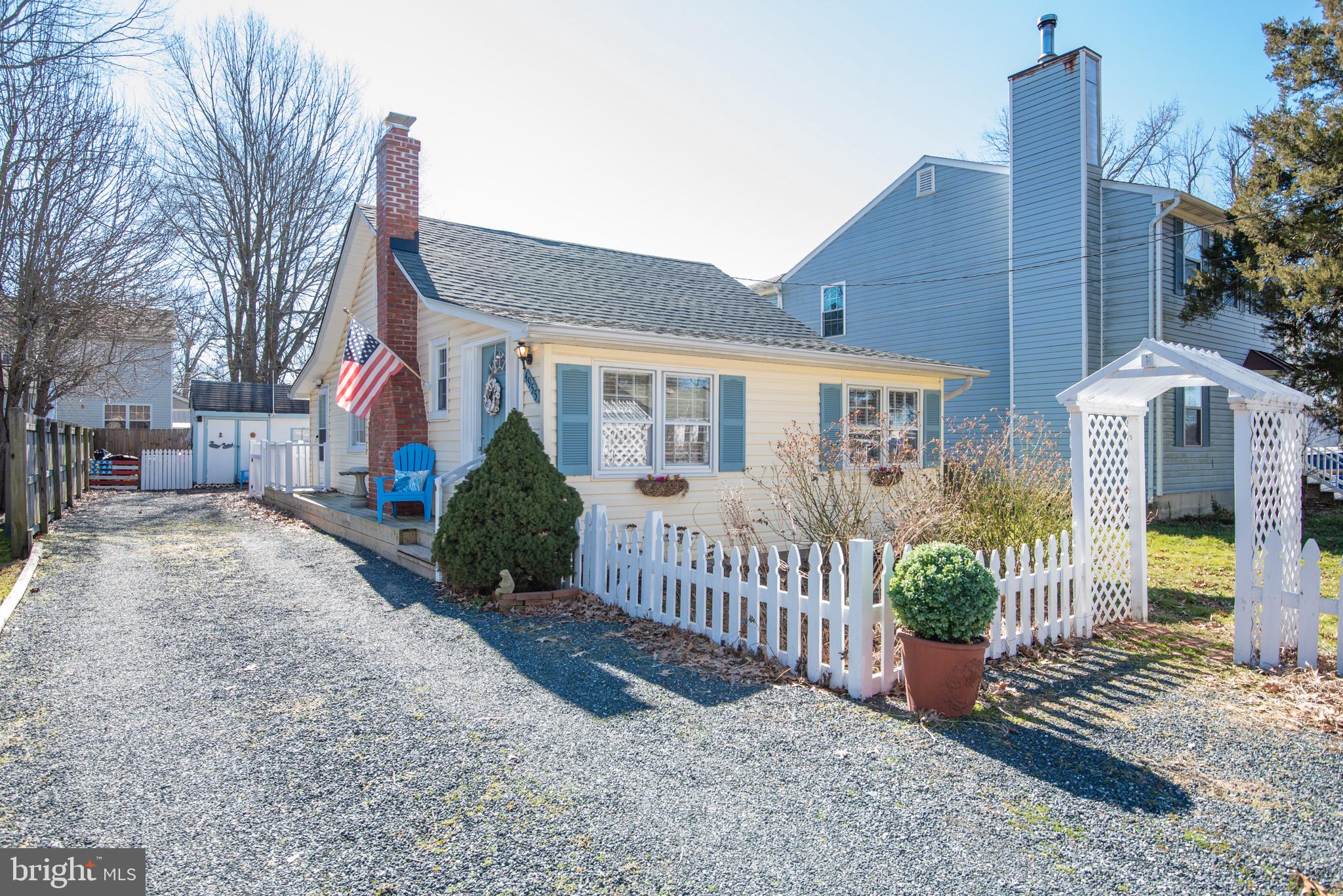 AVALON SHORES - Residential