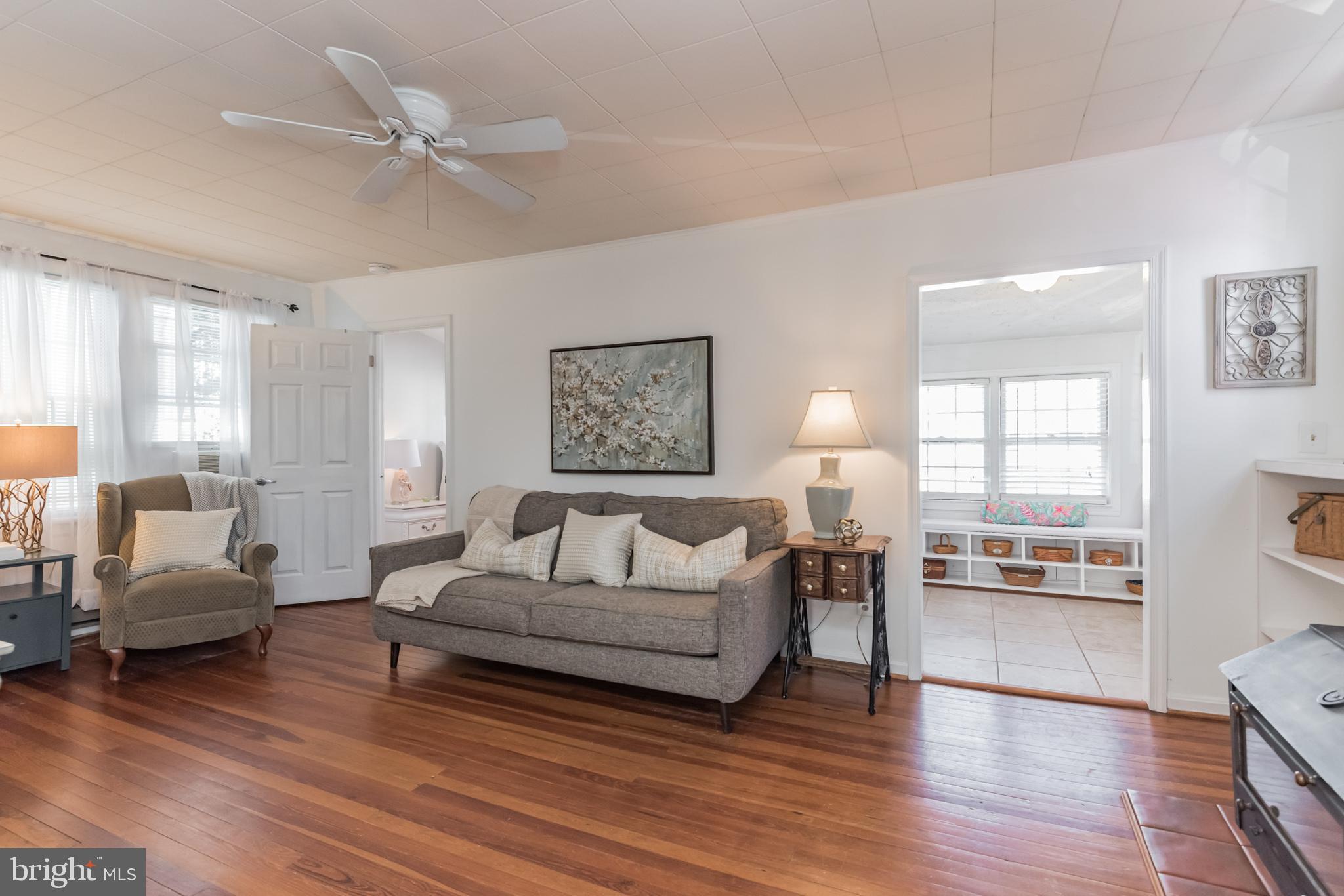 AVALON SHORES - Residential