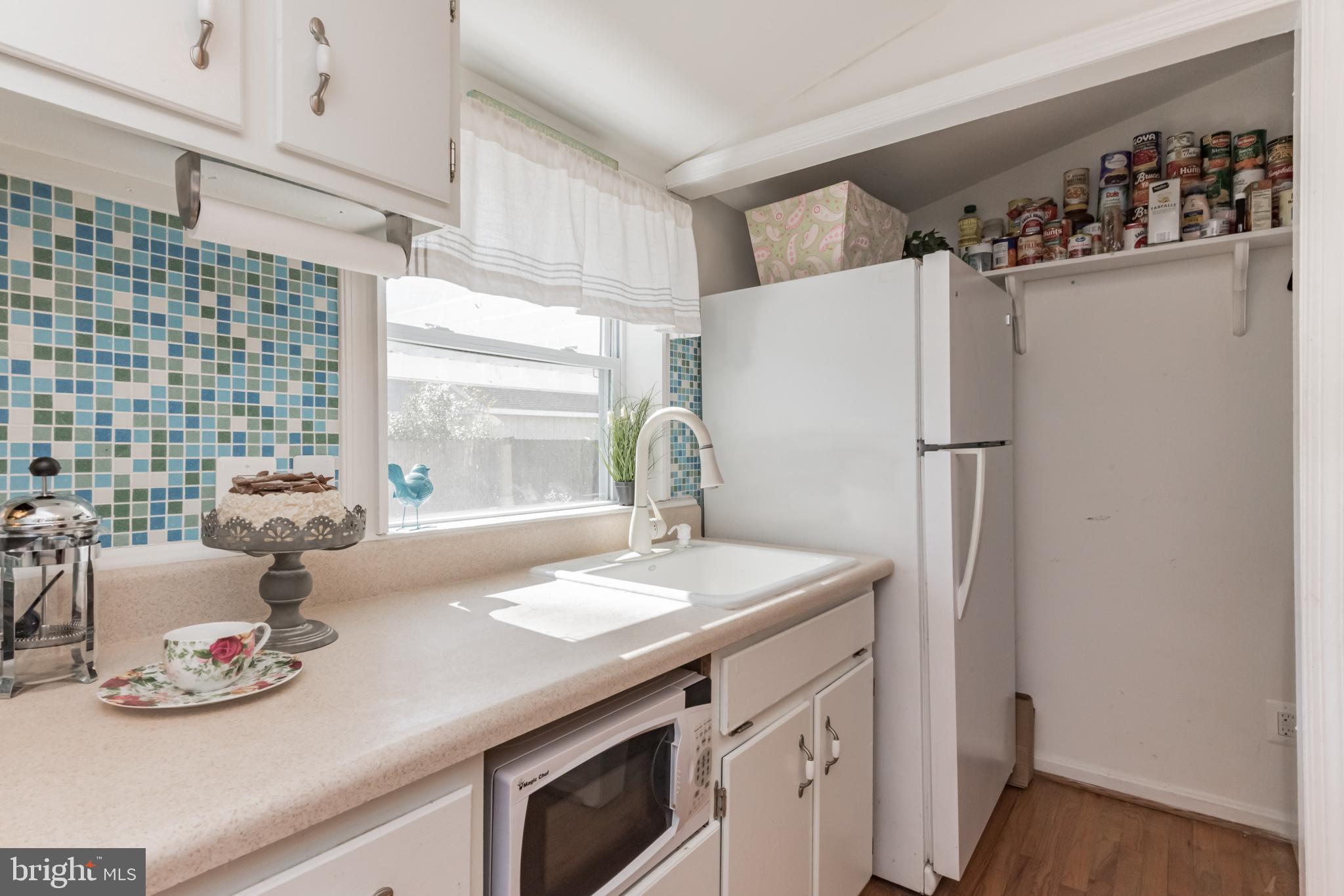 AVALON SHORES - Residential