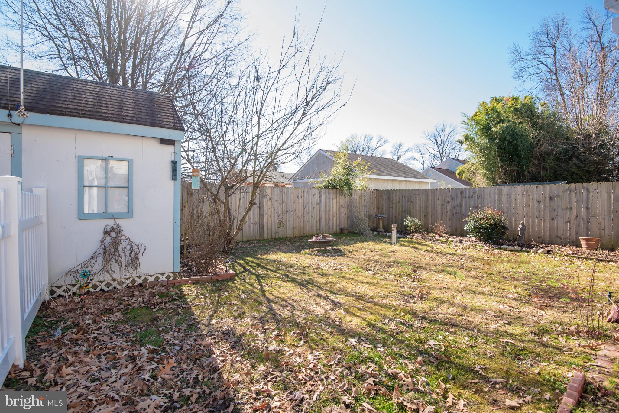 AVALON SHORES - Residential