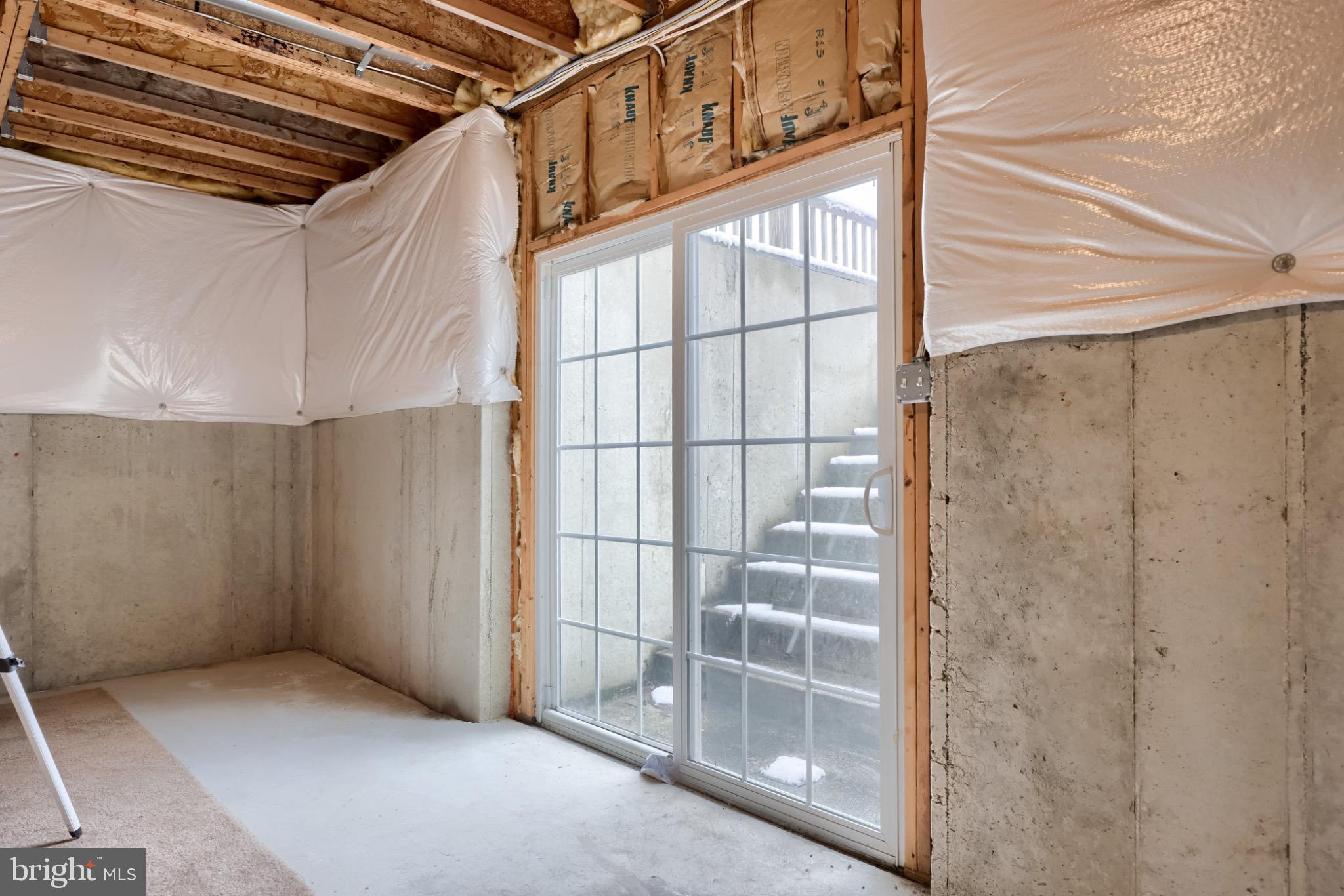 HIGH MEADOW - Residential