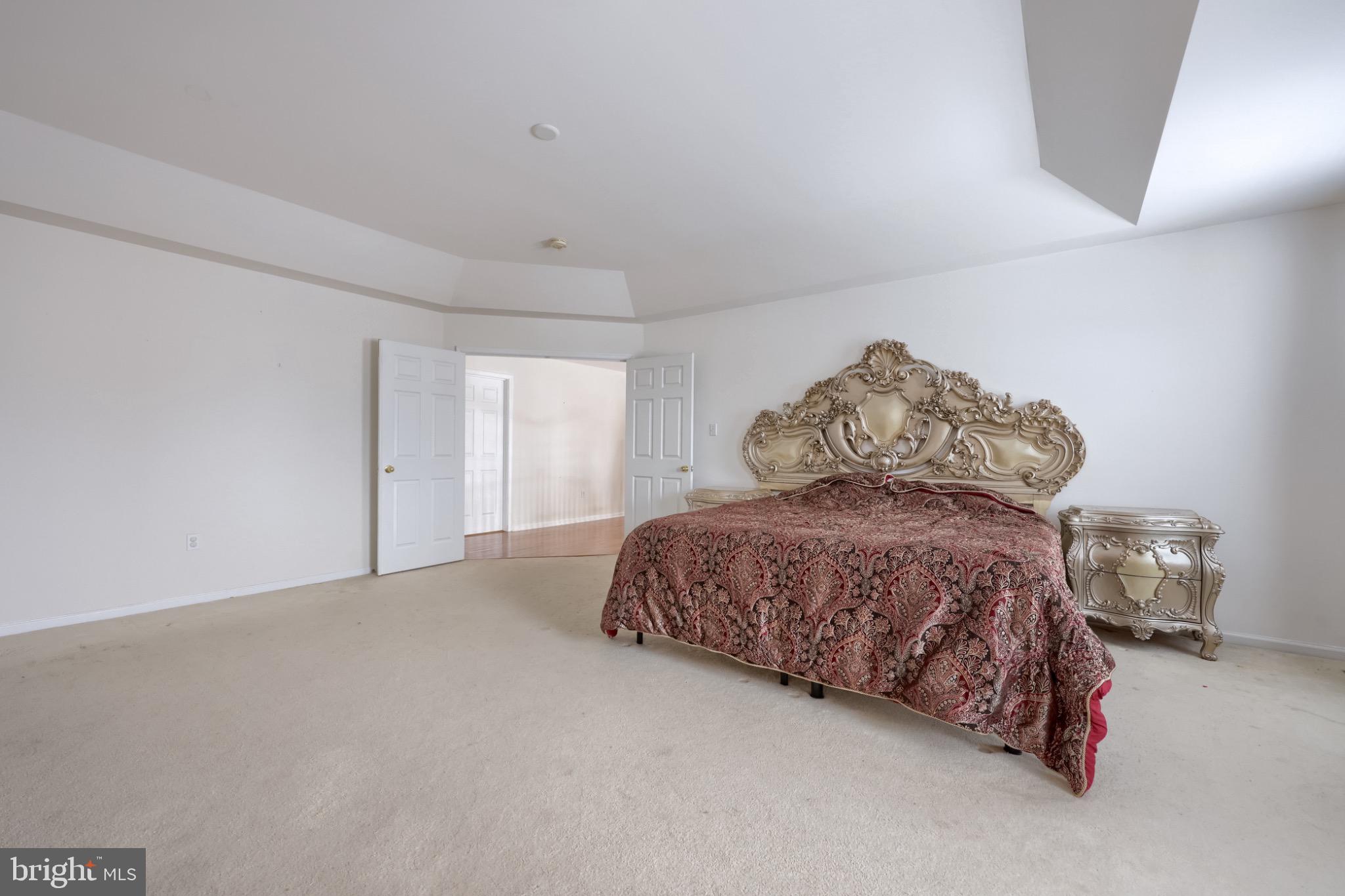 HIGH MEADOW - Residential