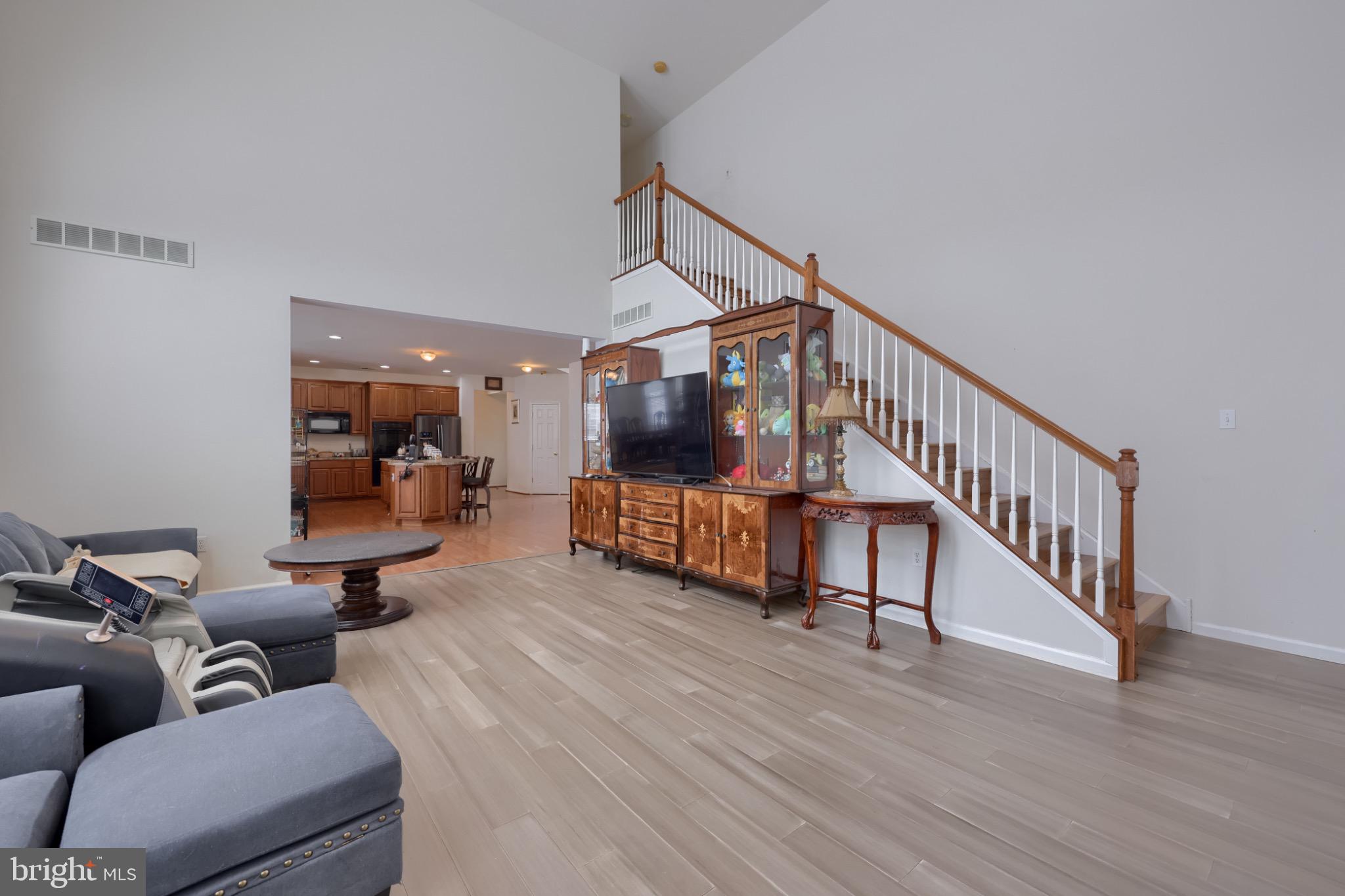 HIGH MEADOW - Residential