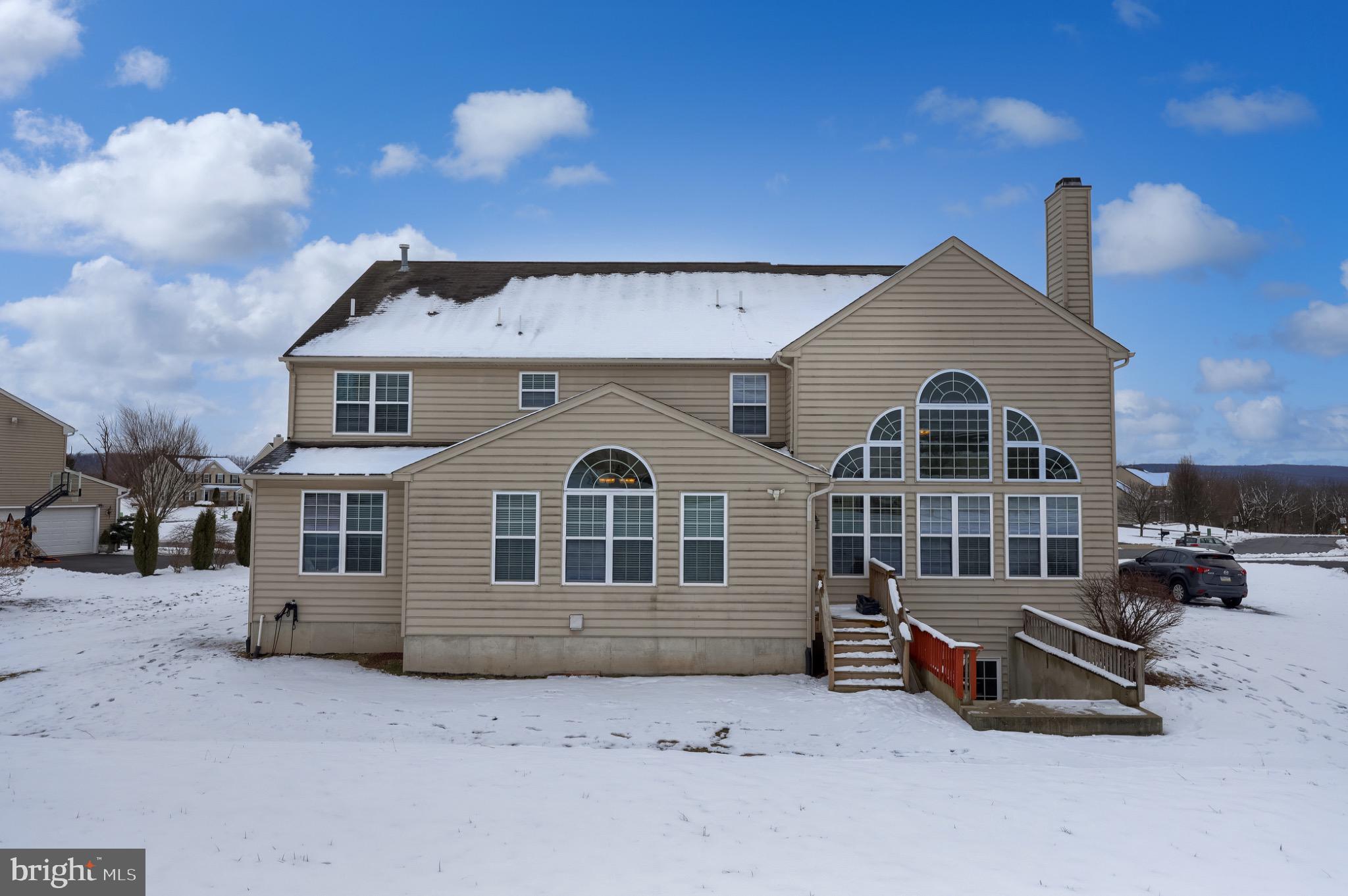 HIGH MEADOW - Residential