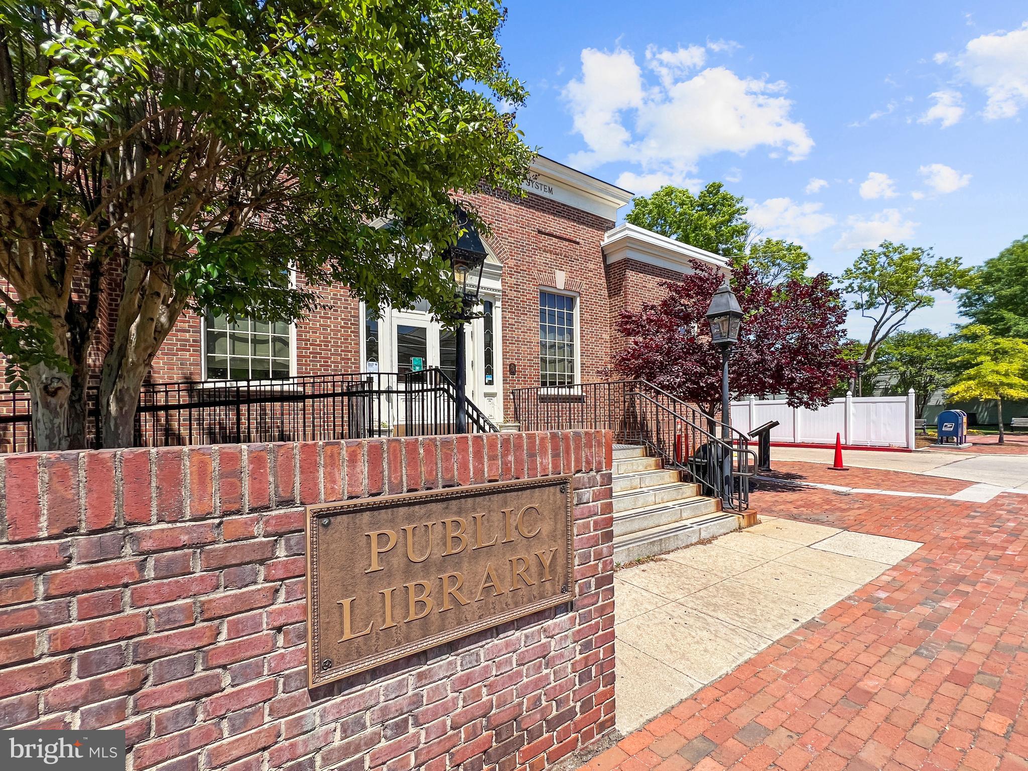 MARLBOROUGH CONDOMINIUM - Residential