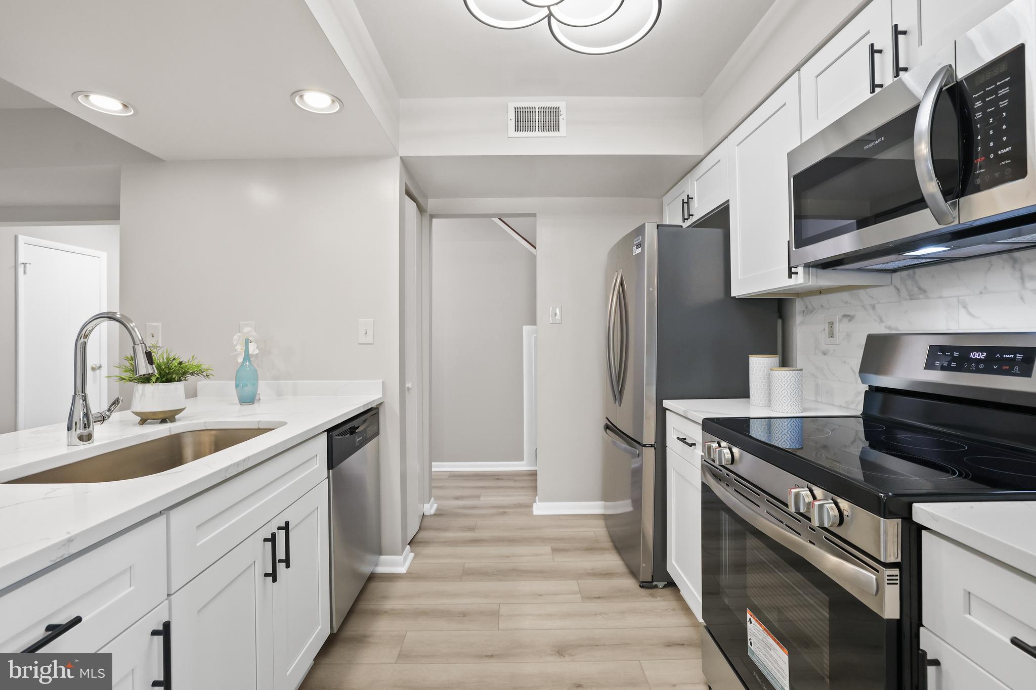MARLBOROUGH CONDOMINIUM - Residential