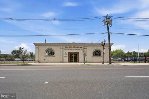 MLS: NJCD2119638