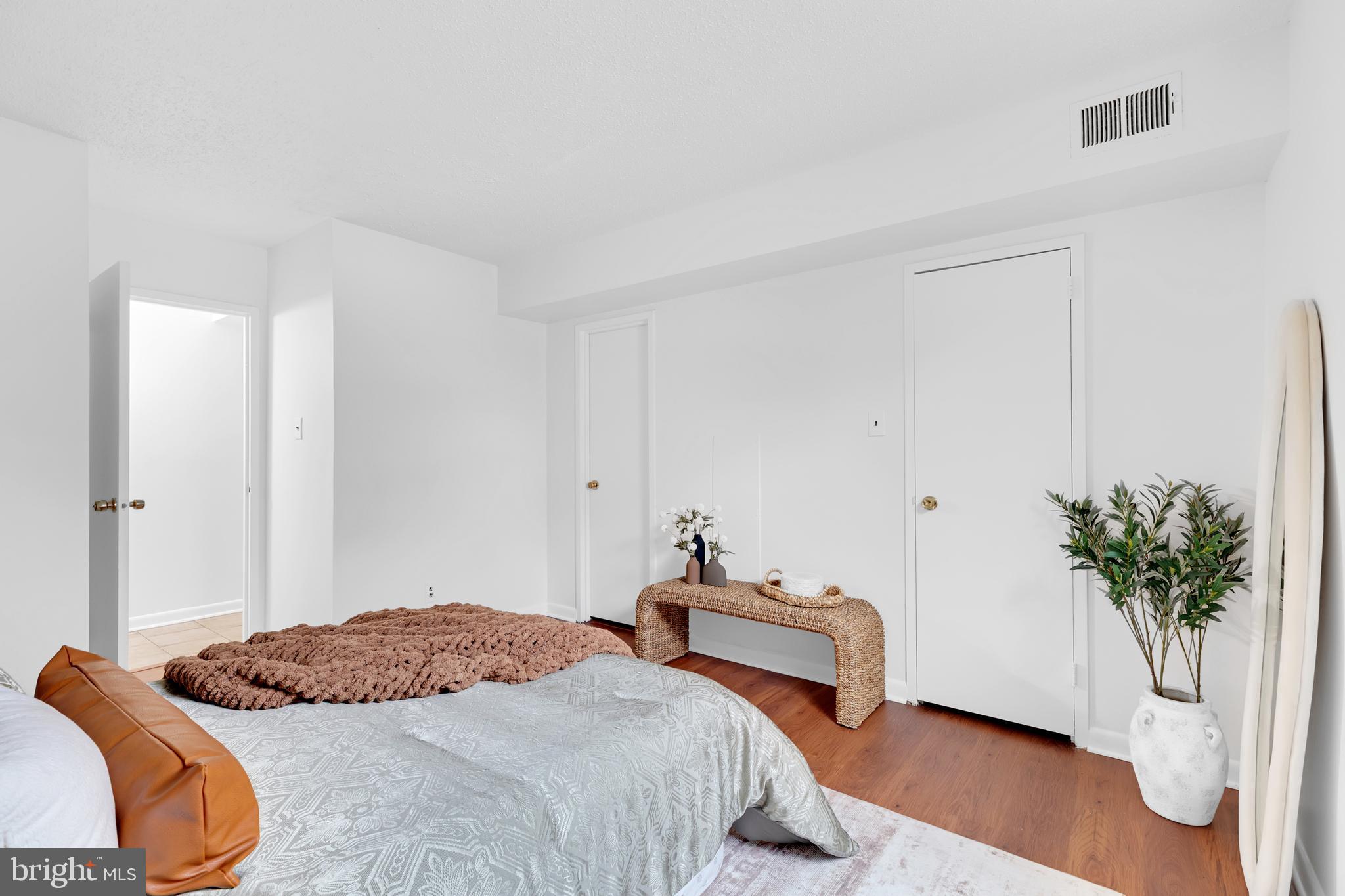 SHADOWOOD - Residential