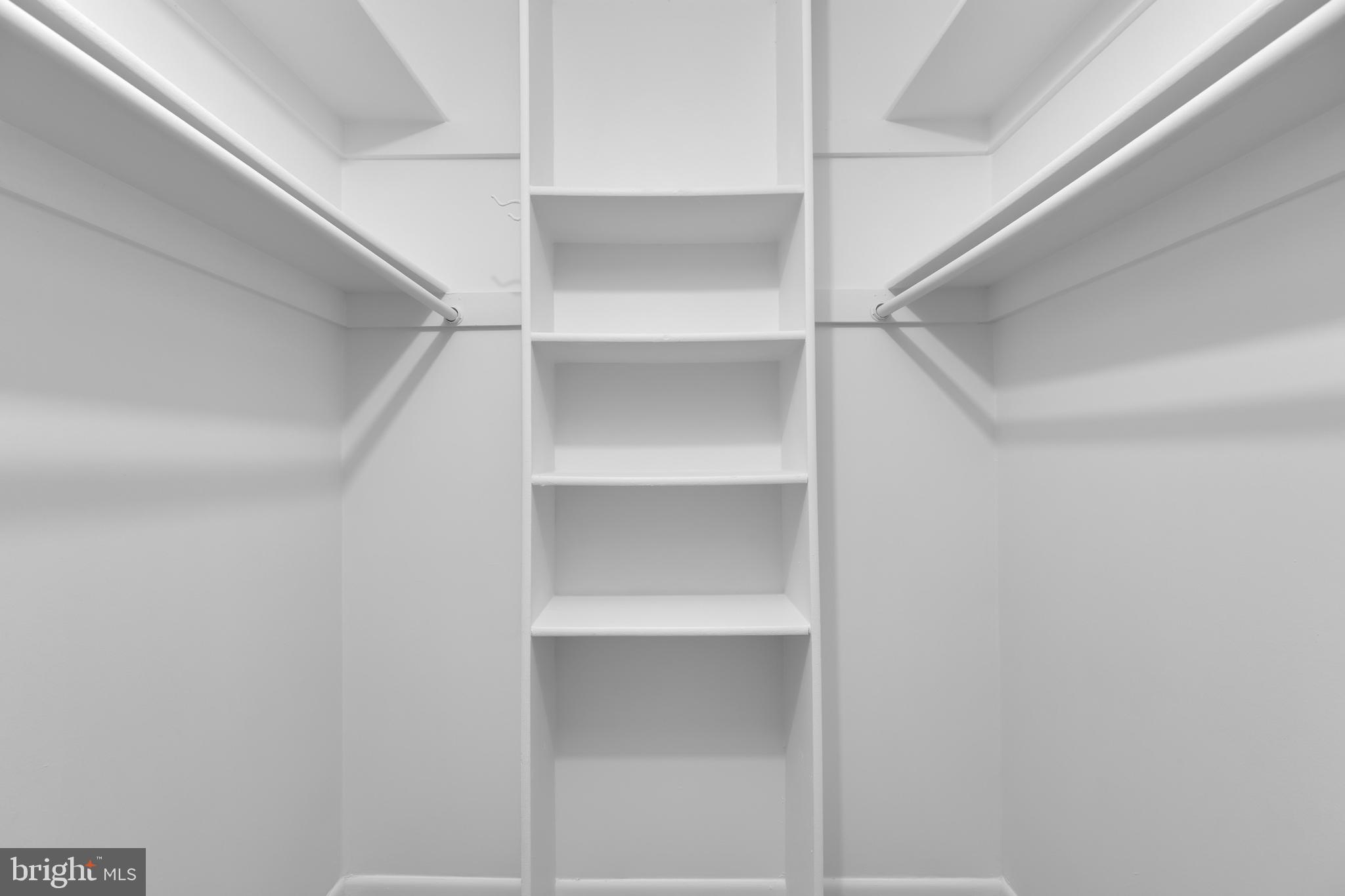 SHADOWOOD - Residential