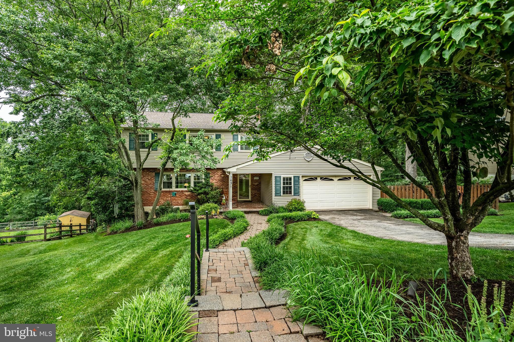 769 MOCKINGBIRD LANE
