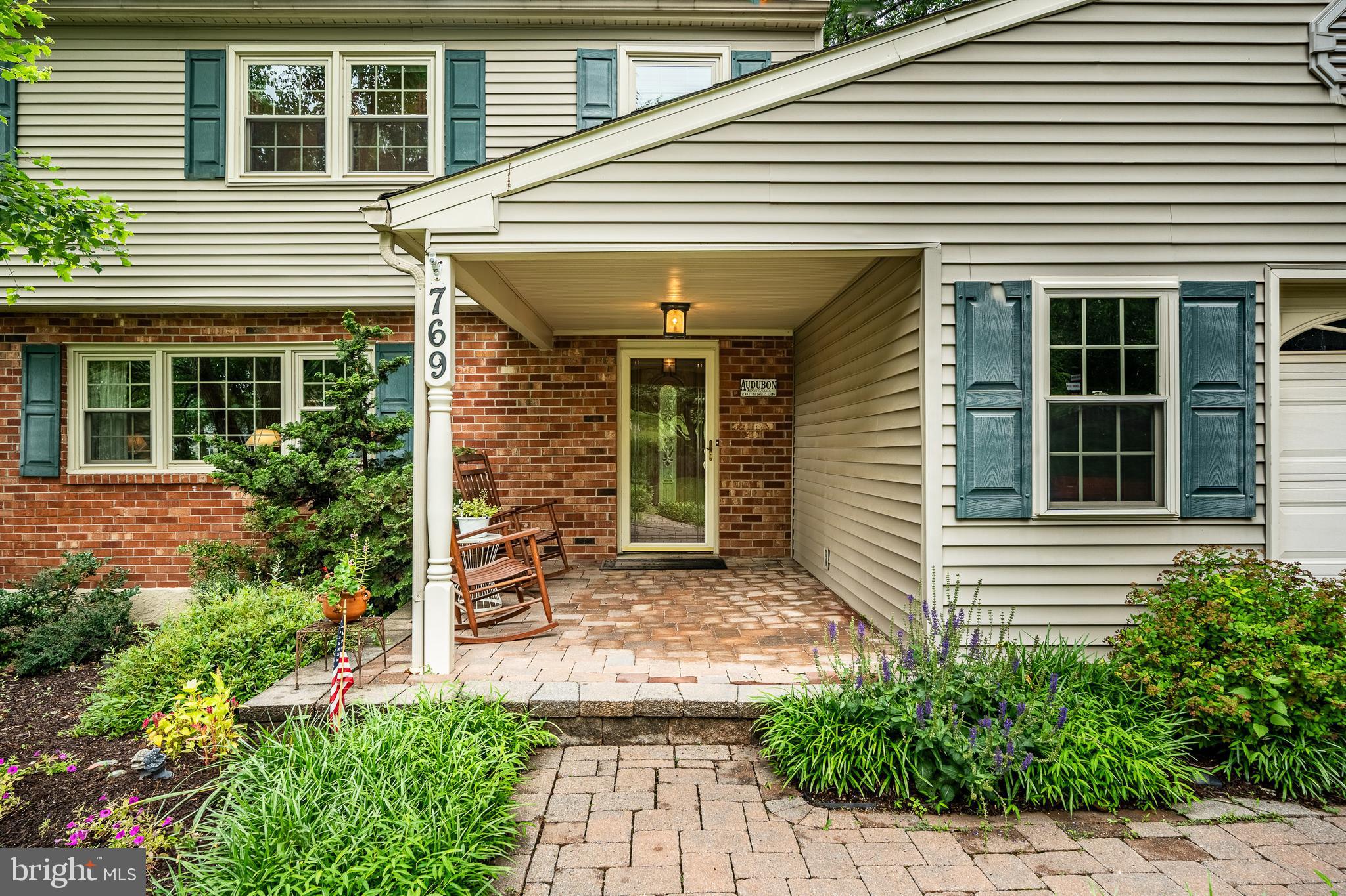 769 MOCKINGBIRD LANE