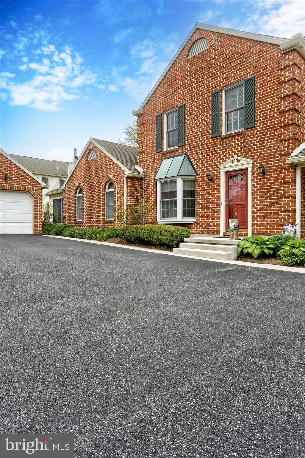 SOUTHPOINT OF HERSHEY - Residential