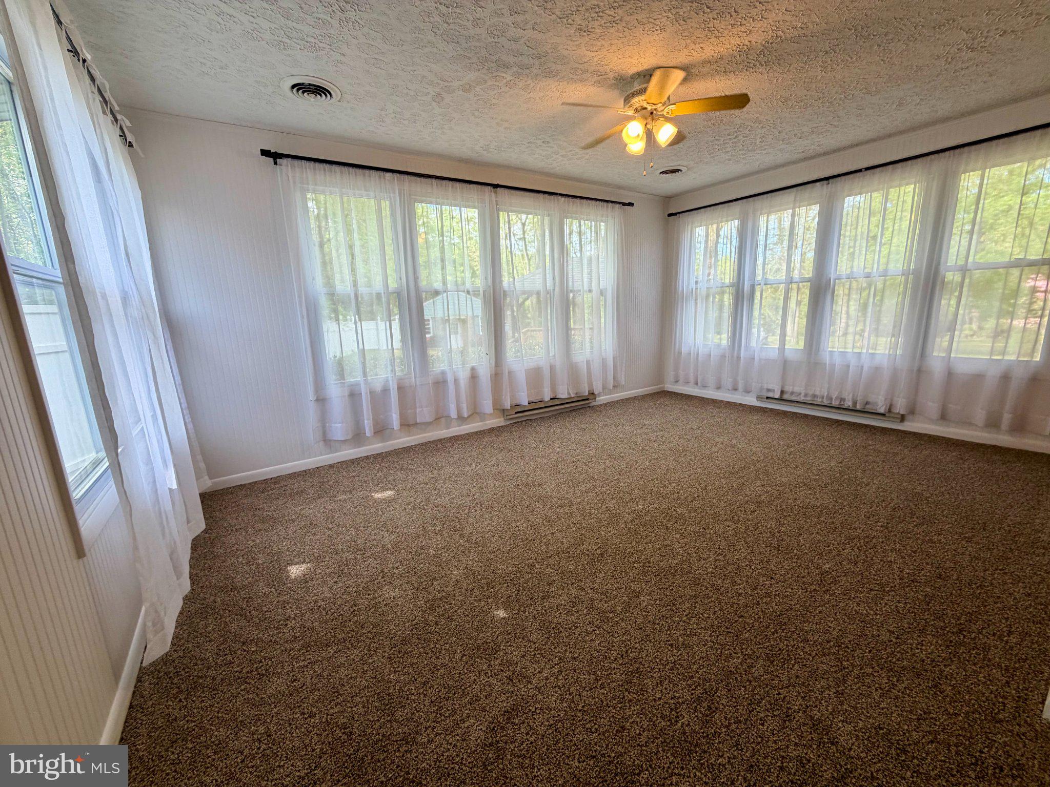 SANDY LEVEL ESTATES - Residential