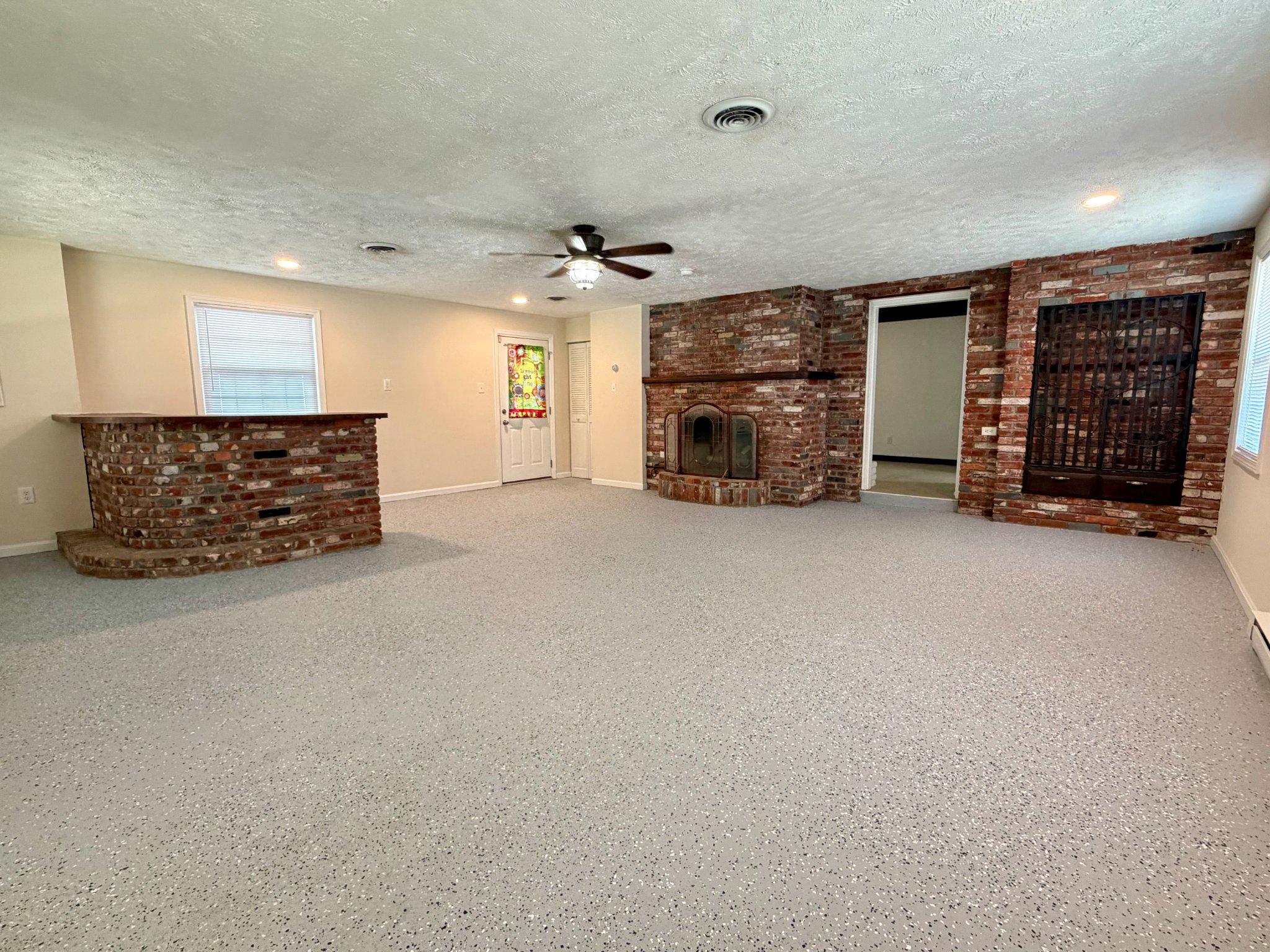 SANDY LEVEL ESTATES - Residential