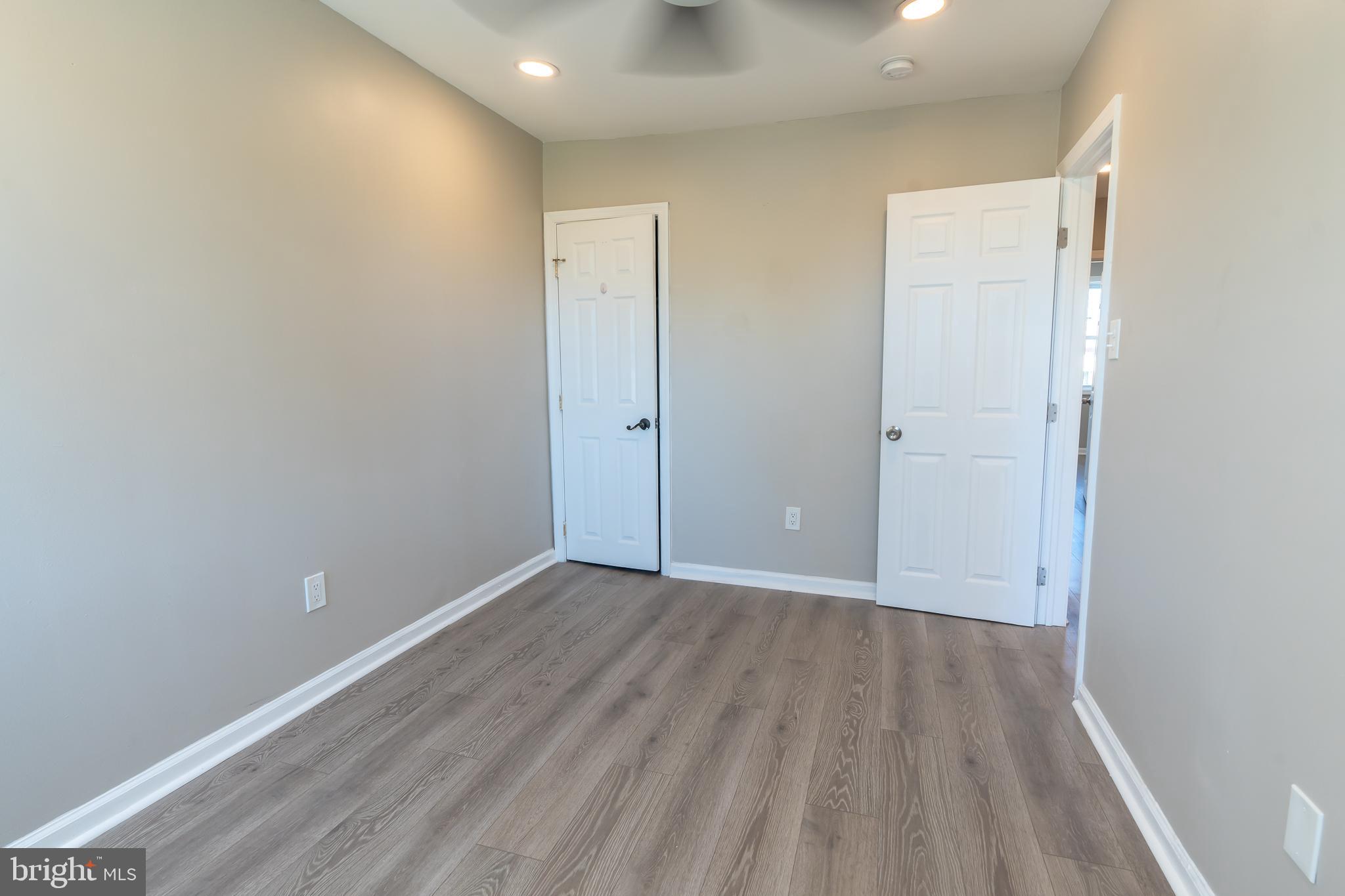 FRANKFORD - Residential