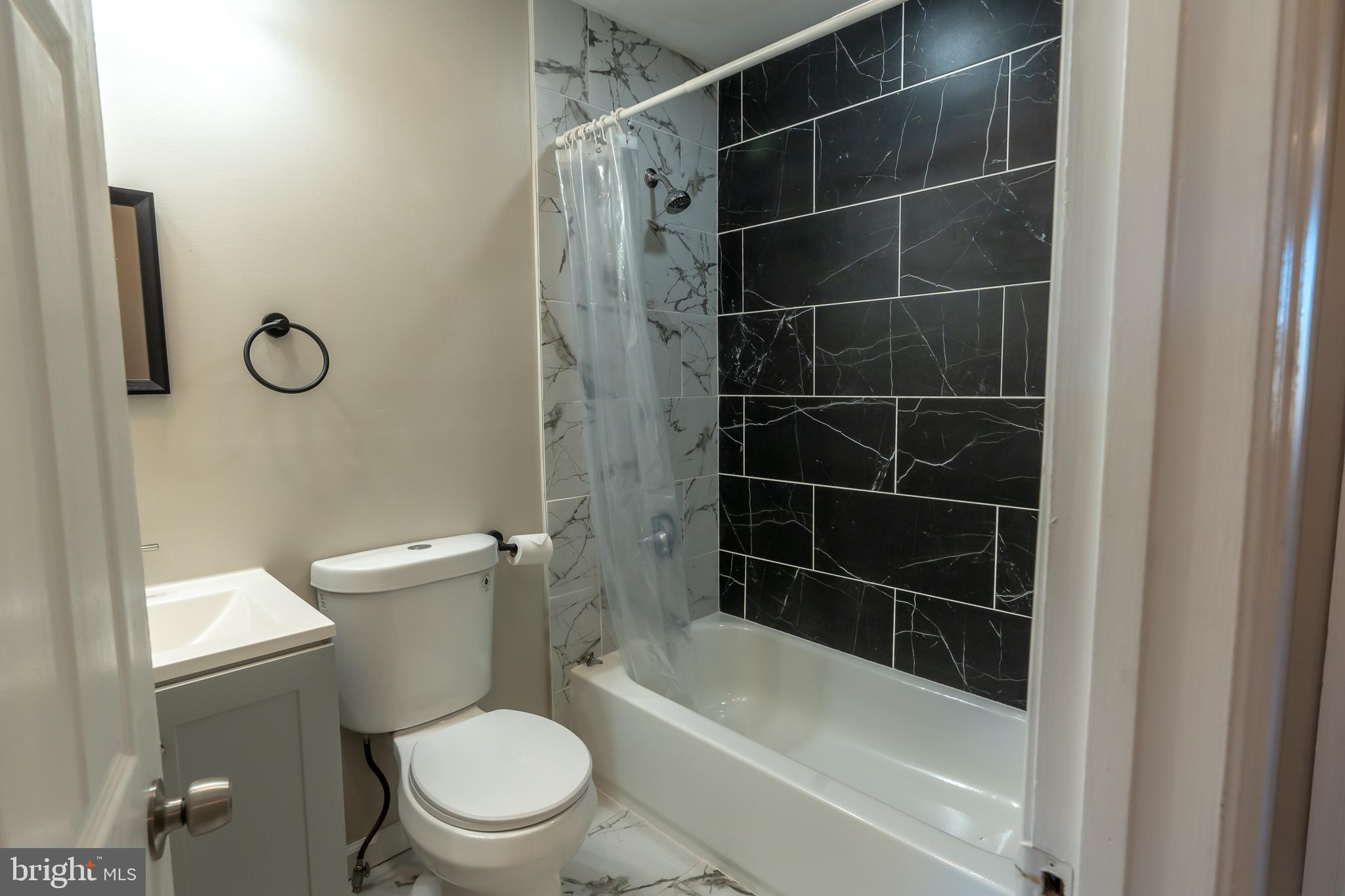 FRANKFORD - Residential