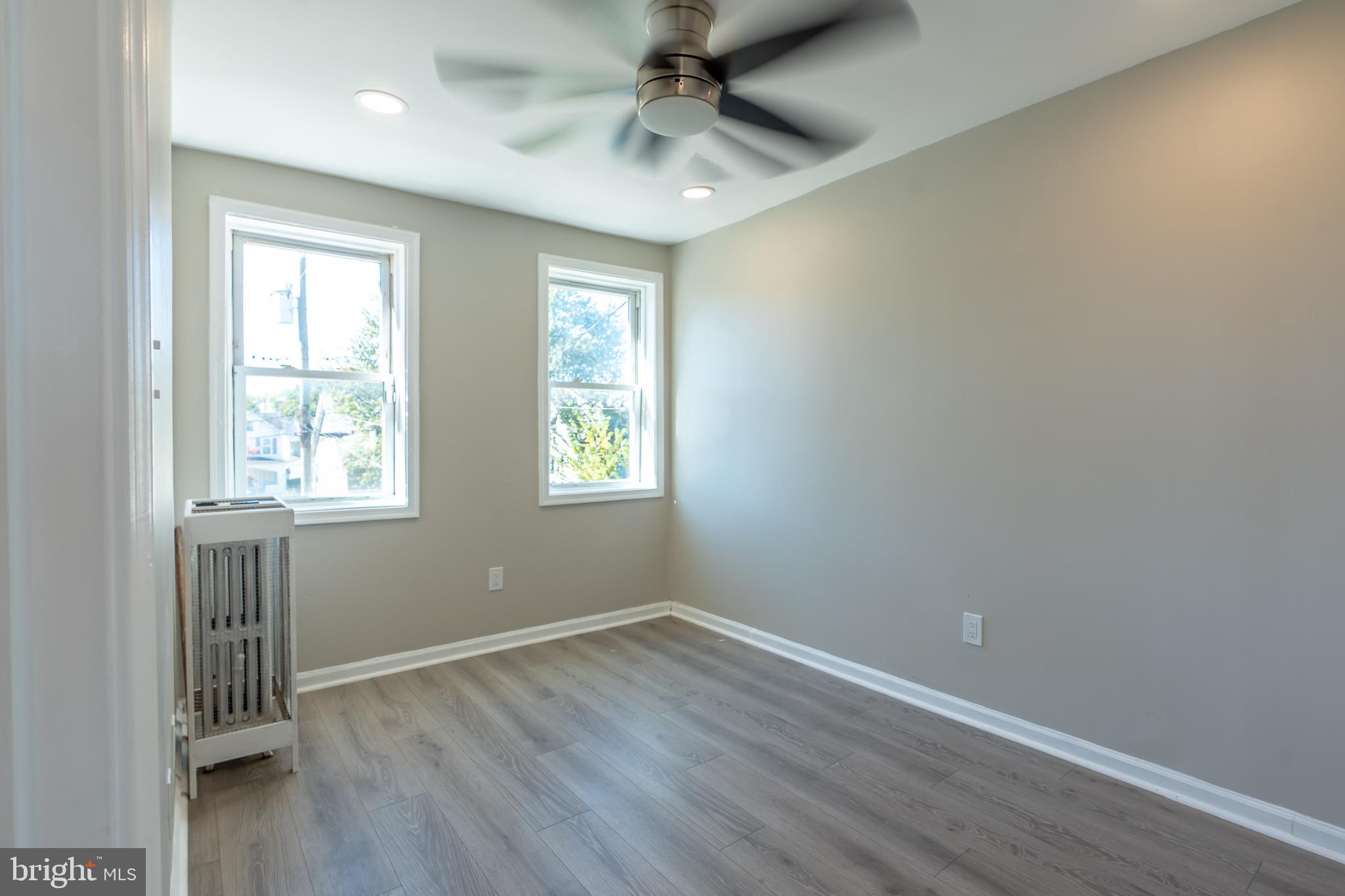 FRANKFORD - Residential