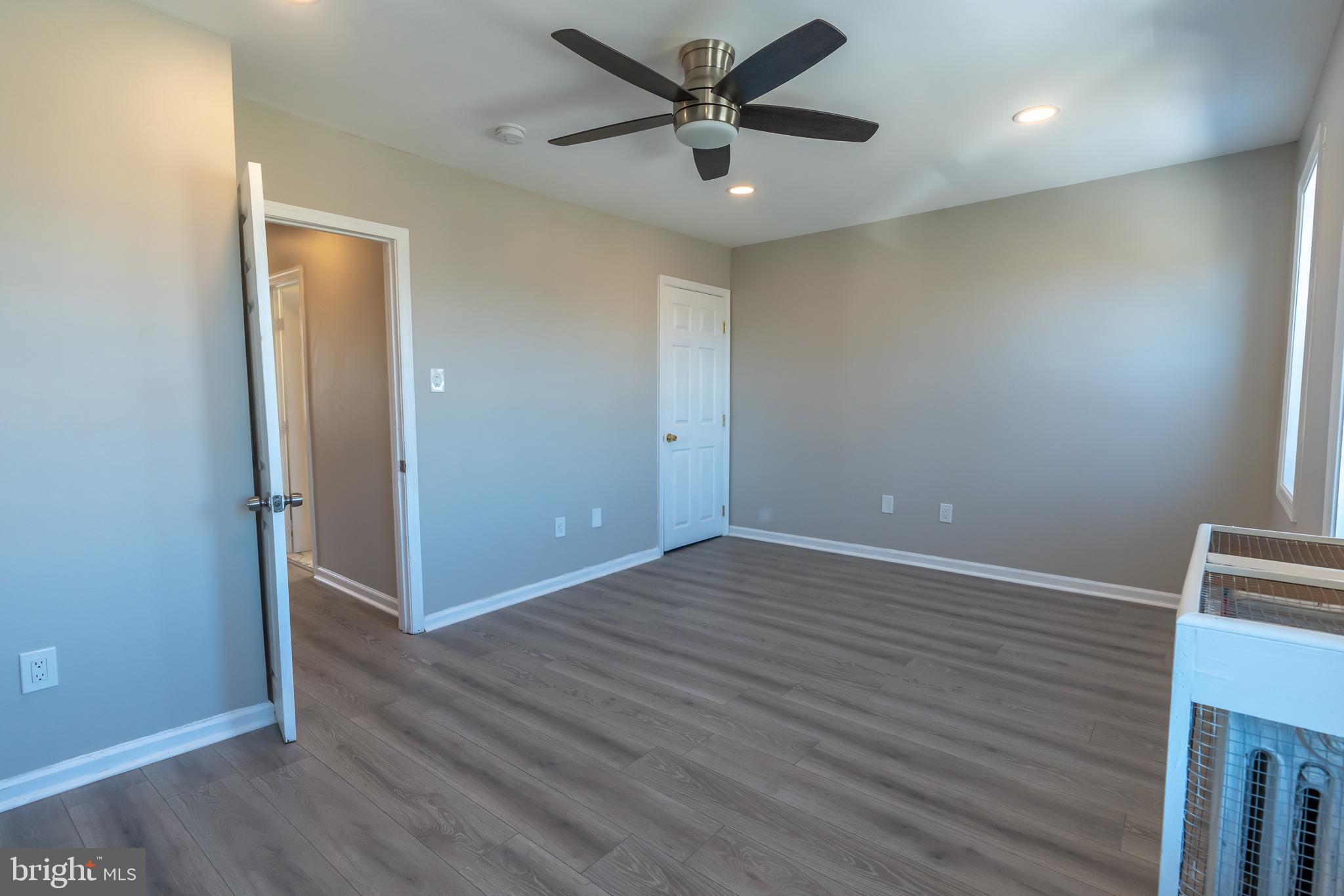 FRANKFORD - Residential