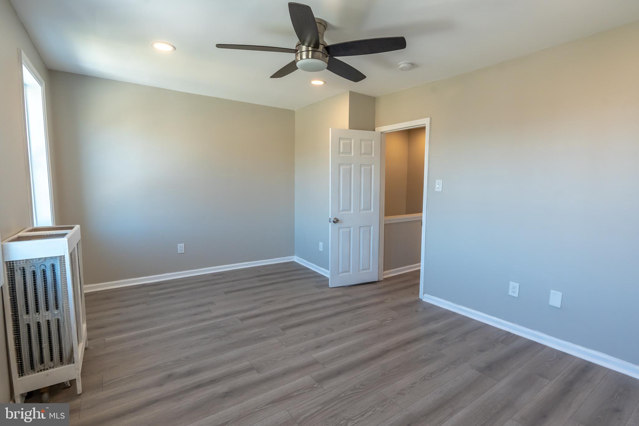 FRANKFORD - Residential