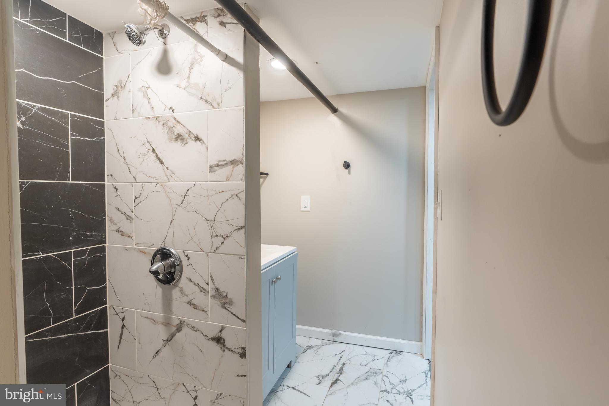 FRANKFORD - Residential