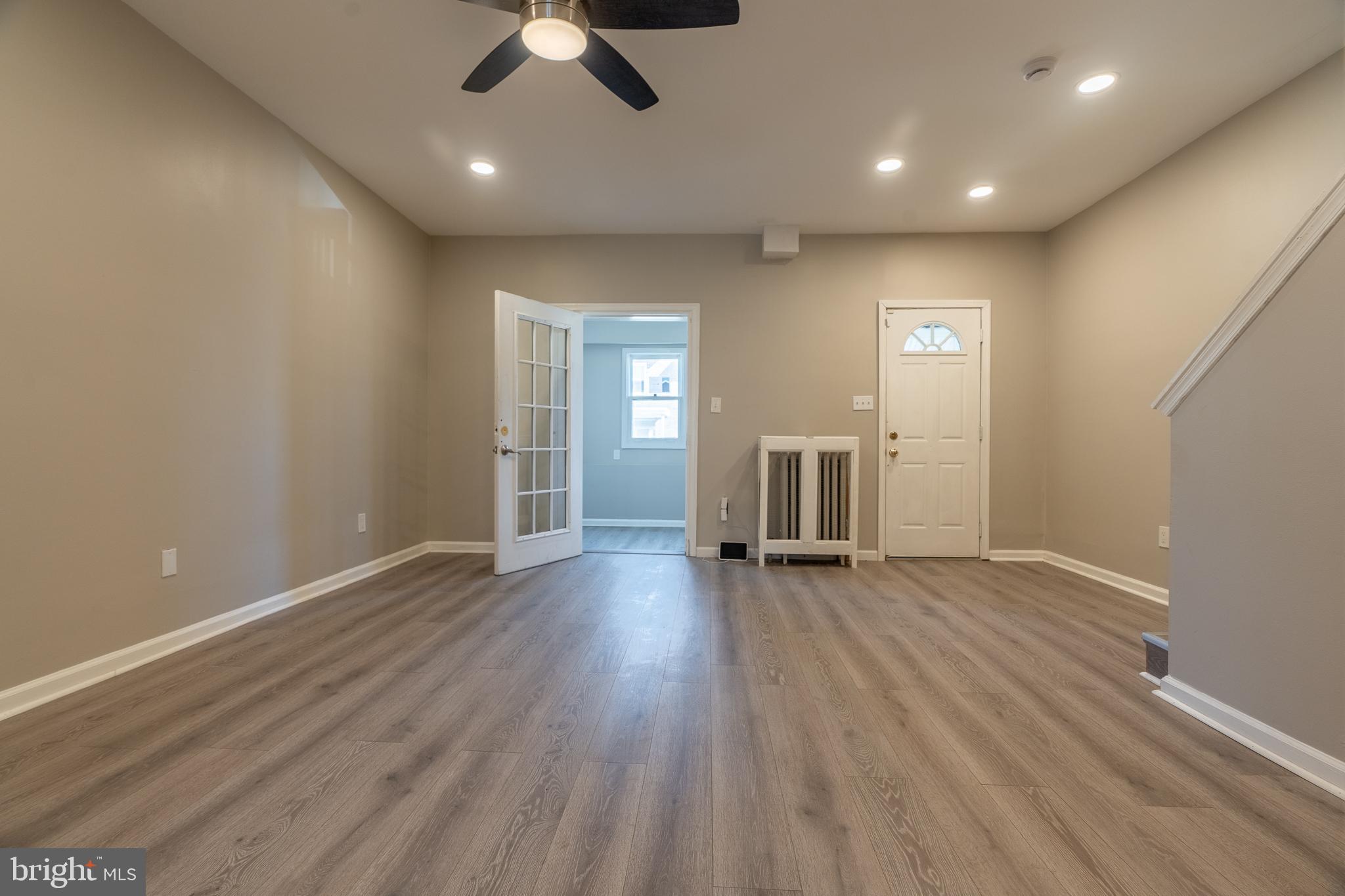 FRANKFORD - Residential